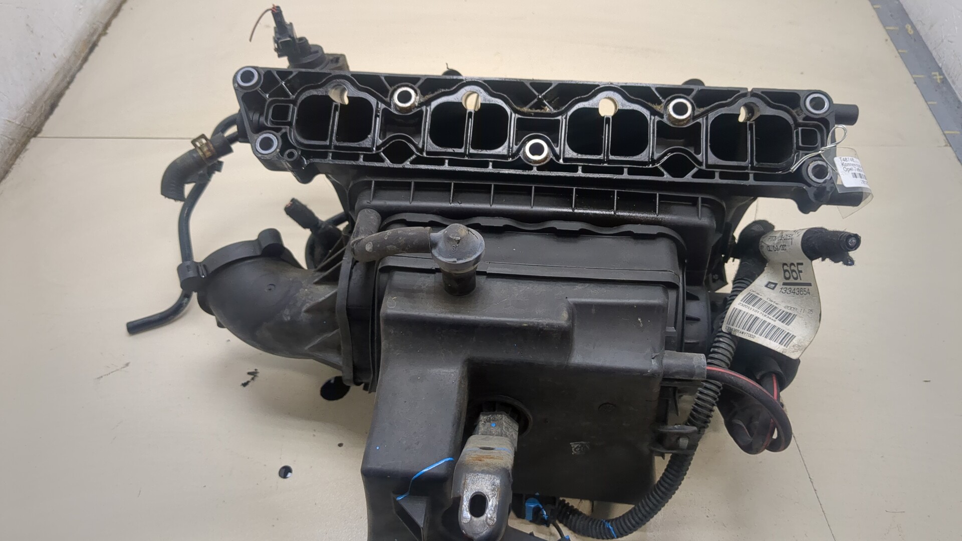 Коллектор впускной