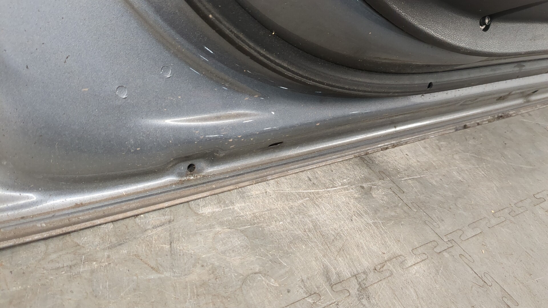 Дверь передняя левая