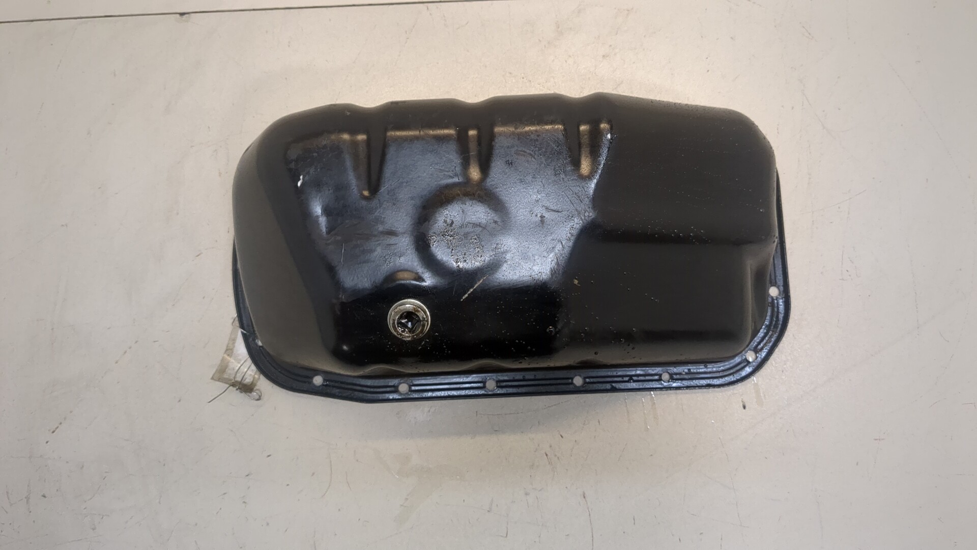 Поддон масляный двигателя (картер)