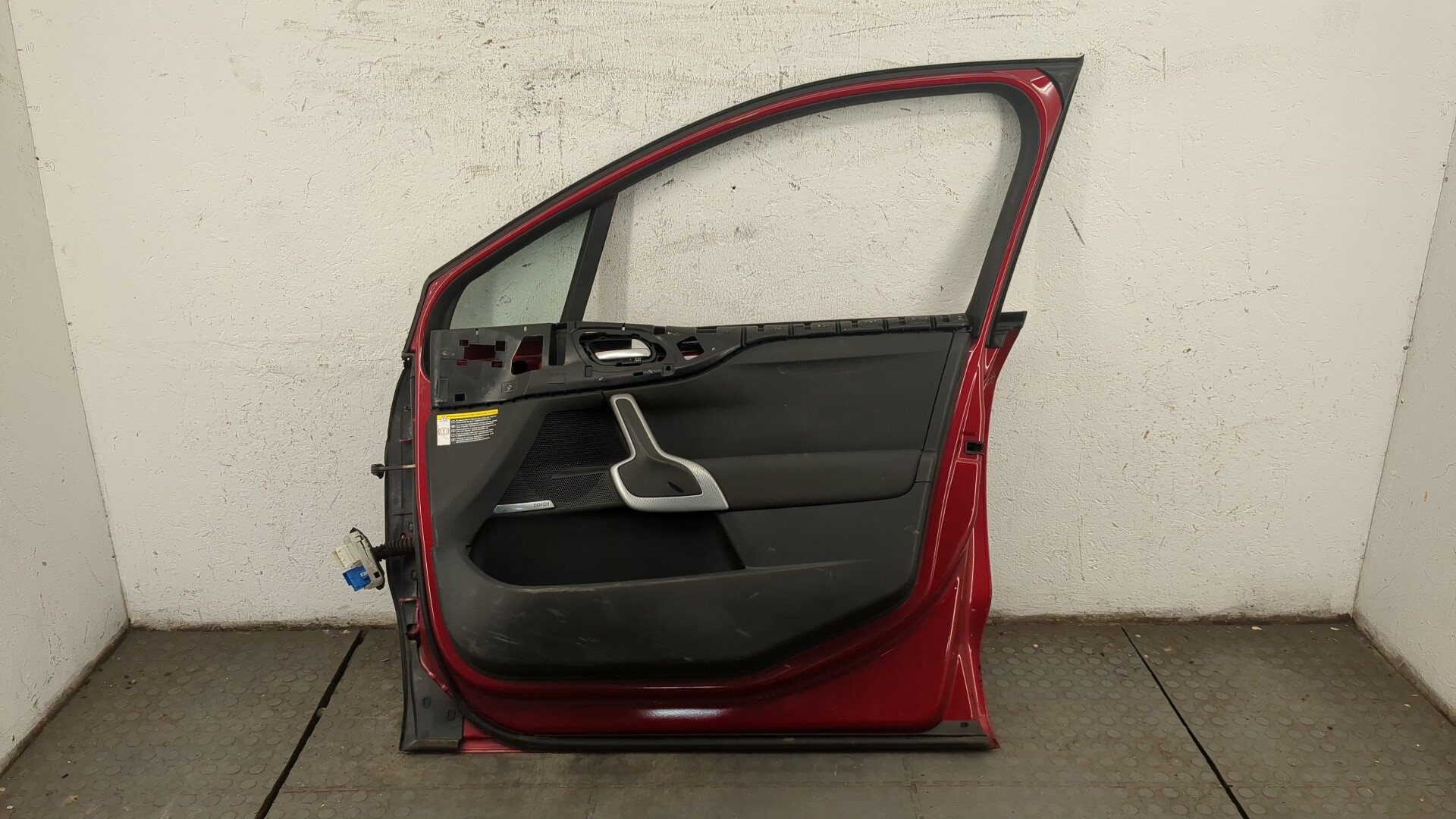 Дверь передняя правая