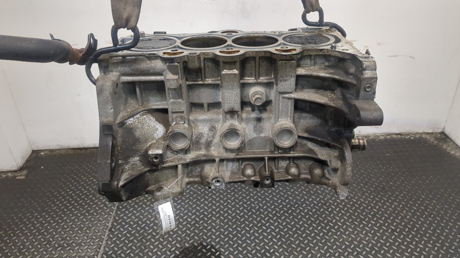 Блок двигателя