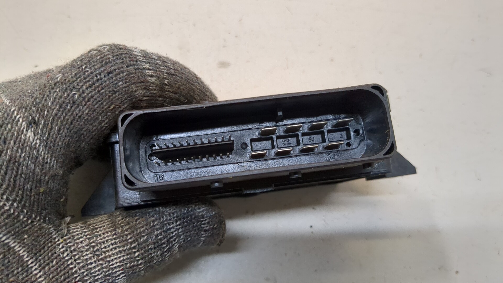 Блок управления парковочным тормозом