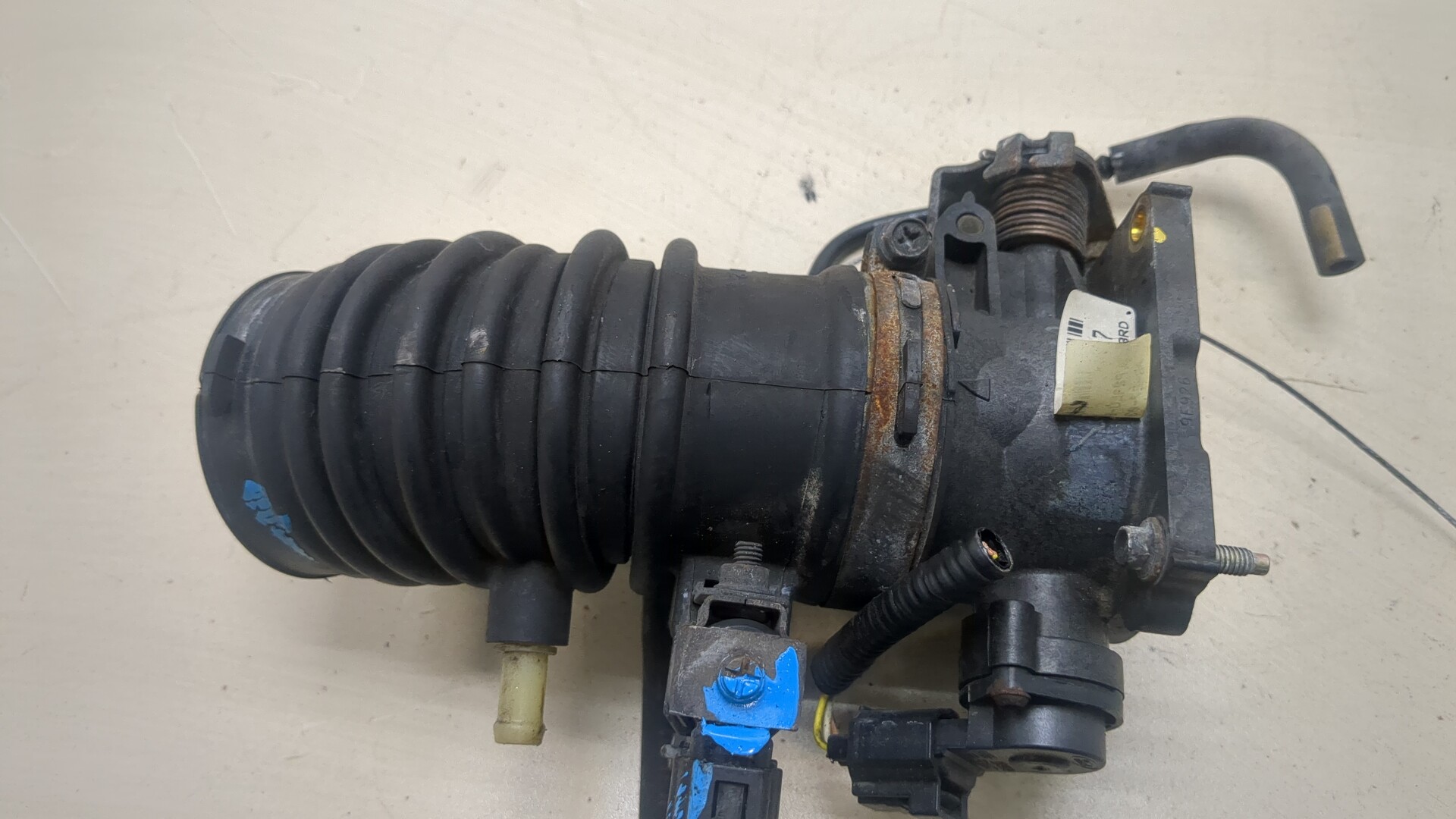 Заслонка дроссельная электрическая