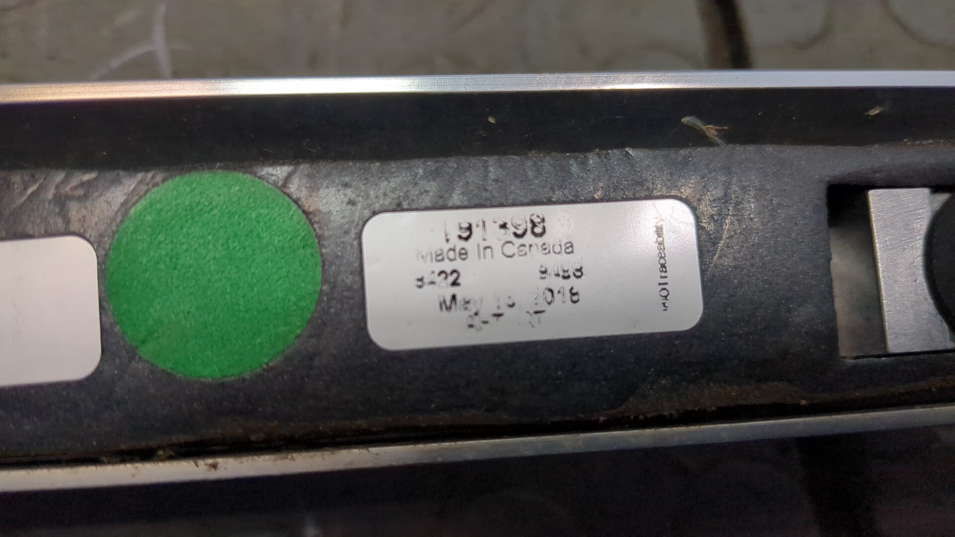 Рейлинг (релинг) левый (планка на крышу)