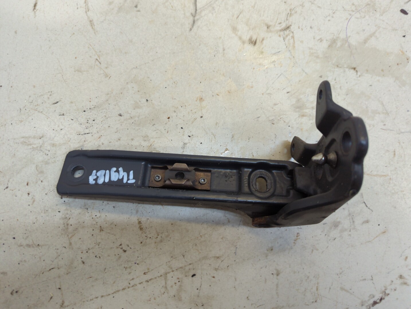 Кронштейн подножки