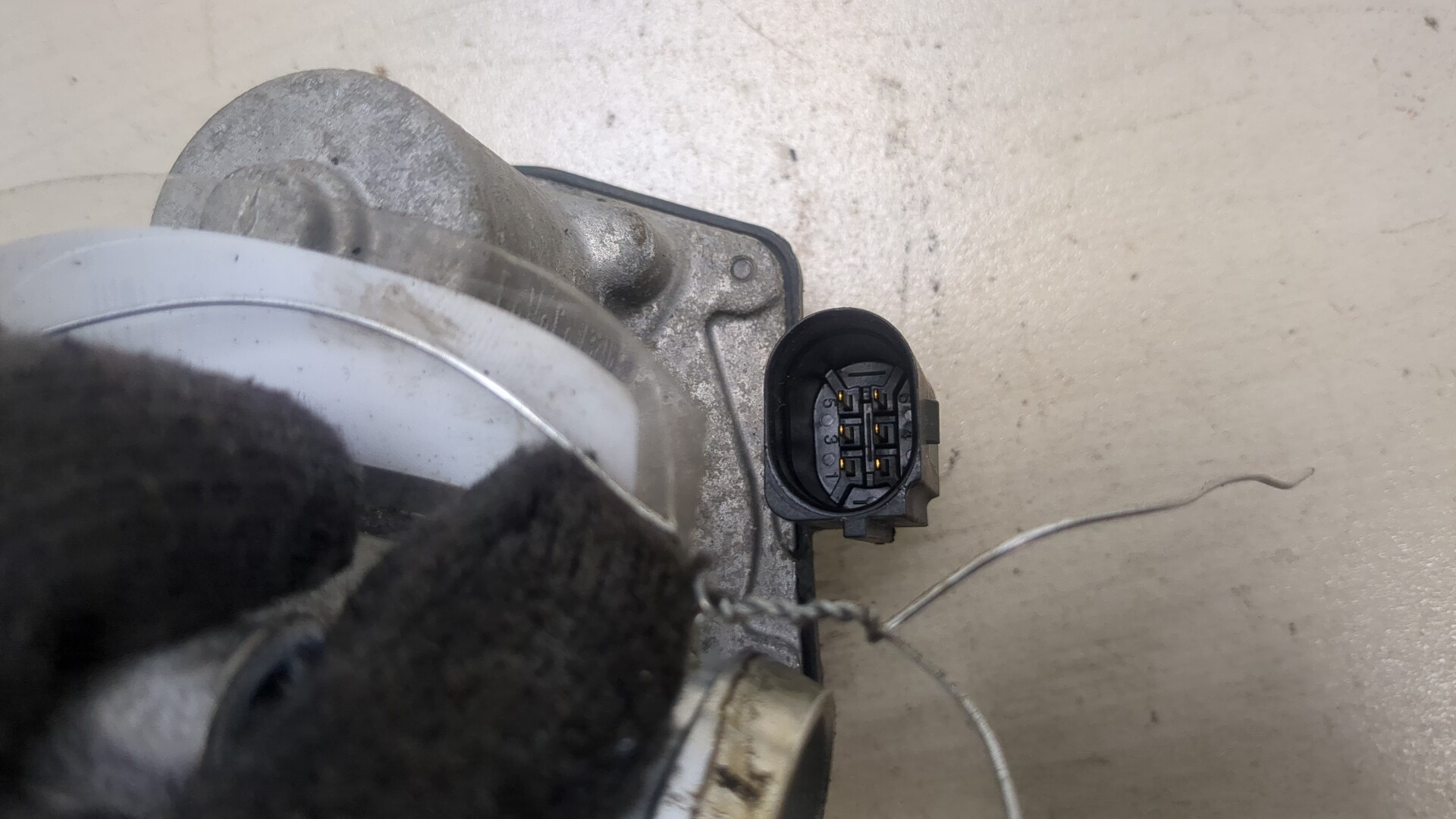 Заслонка дроссельная электрическая