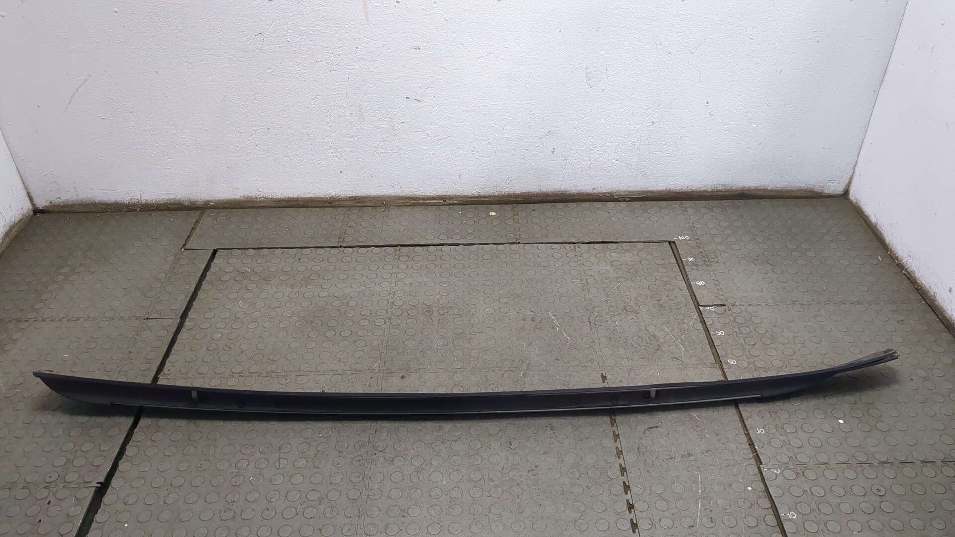 Рейлинг (релинг) правый (планка на крышу)