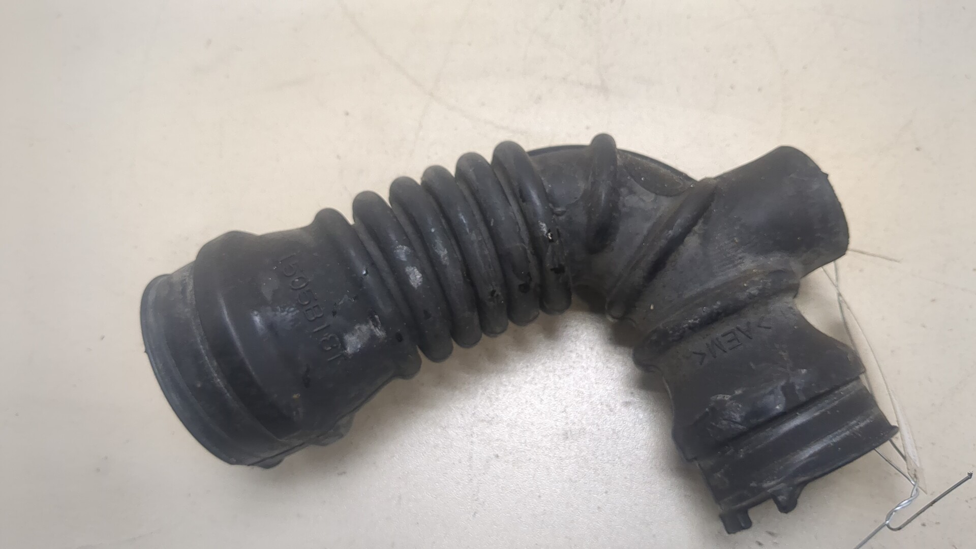 Патрубок воздушного фильтра