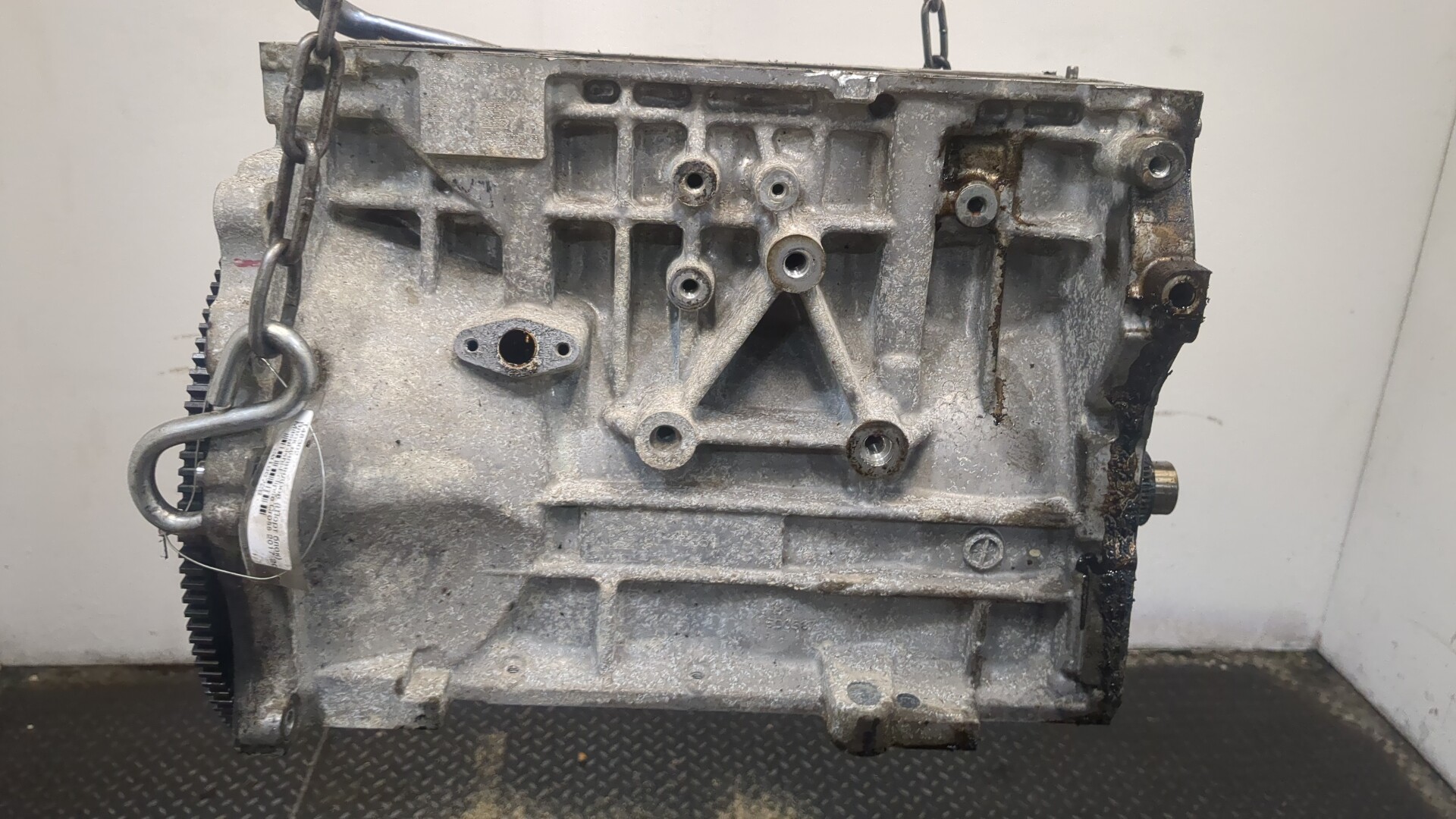 Блок двигателя