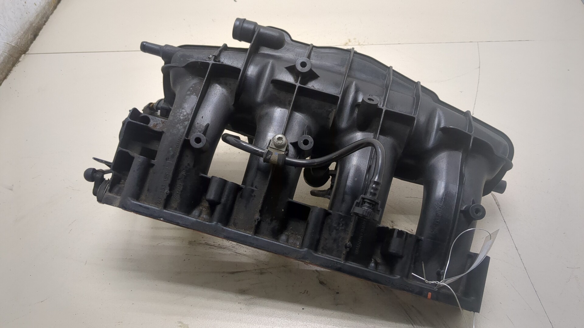 Коллектор впускной