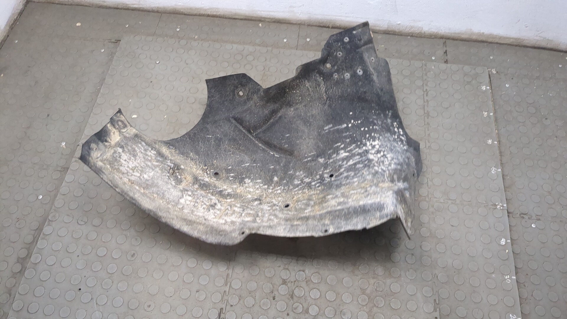 Локер передний правый