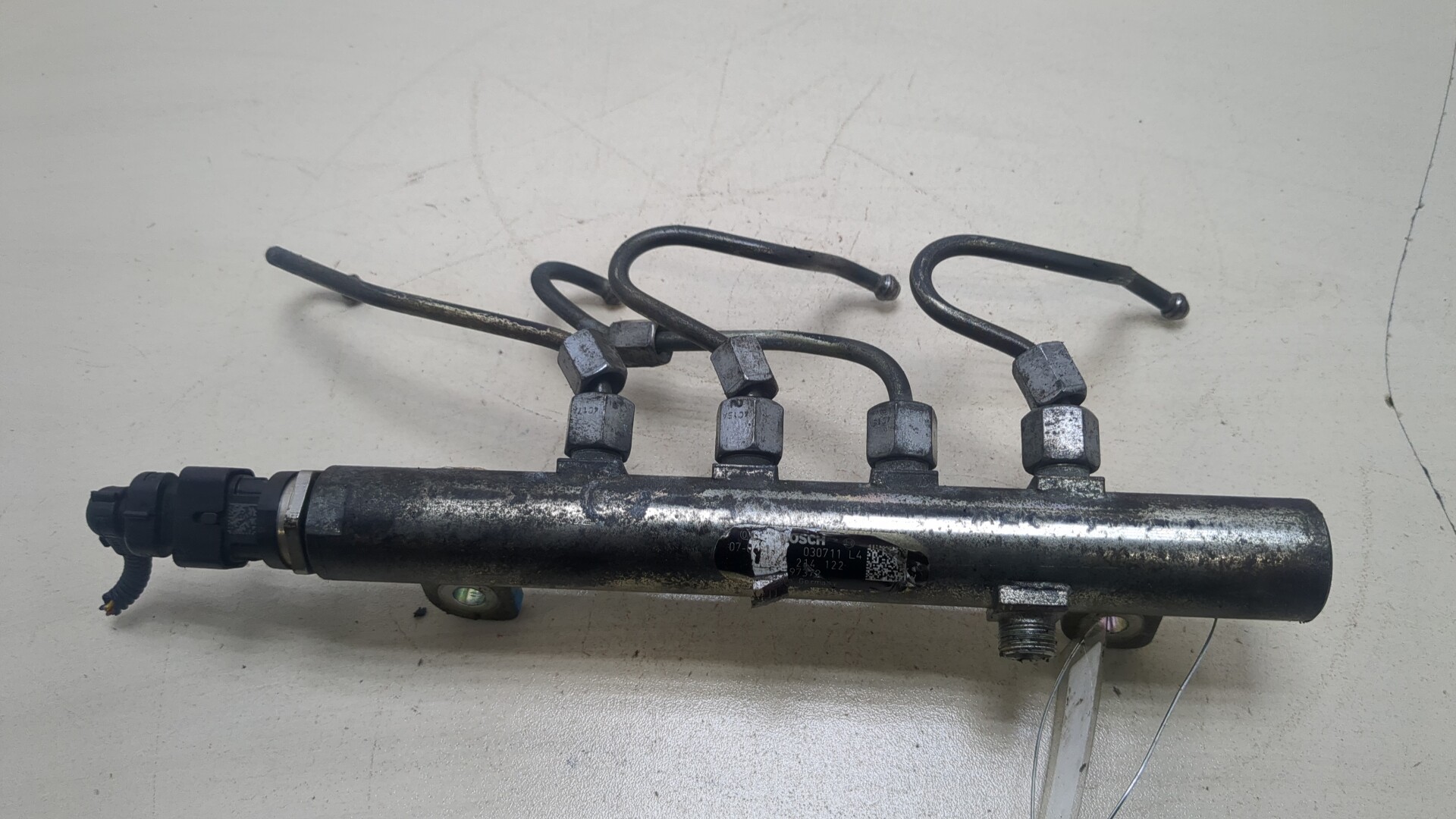 Рейка топливная (рампа)