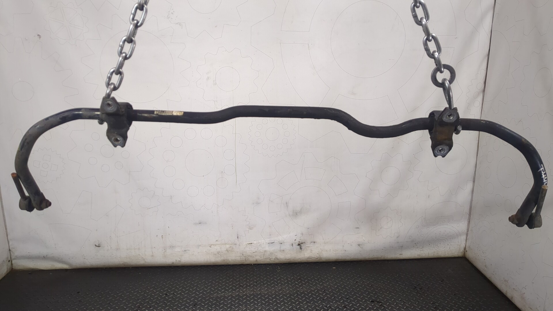 Стабилизатор передний