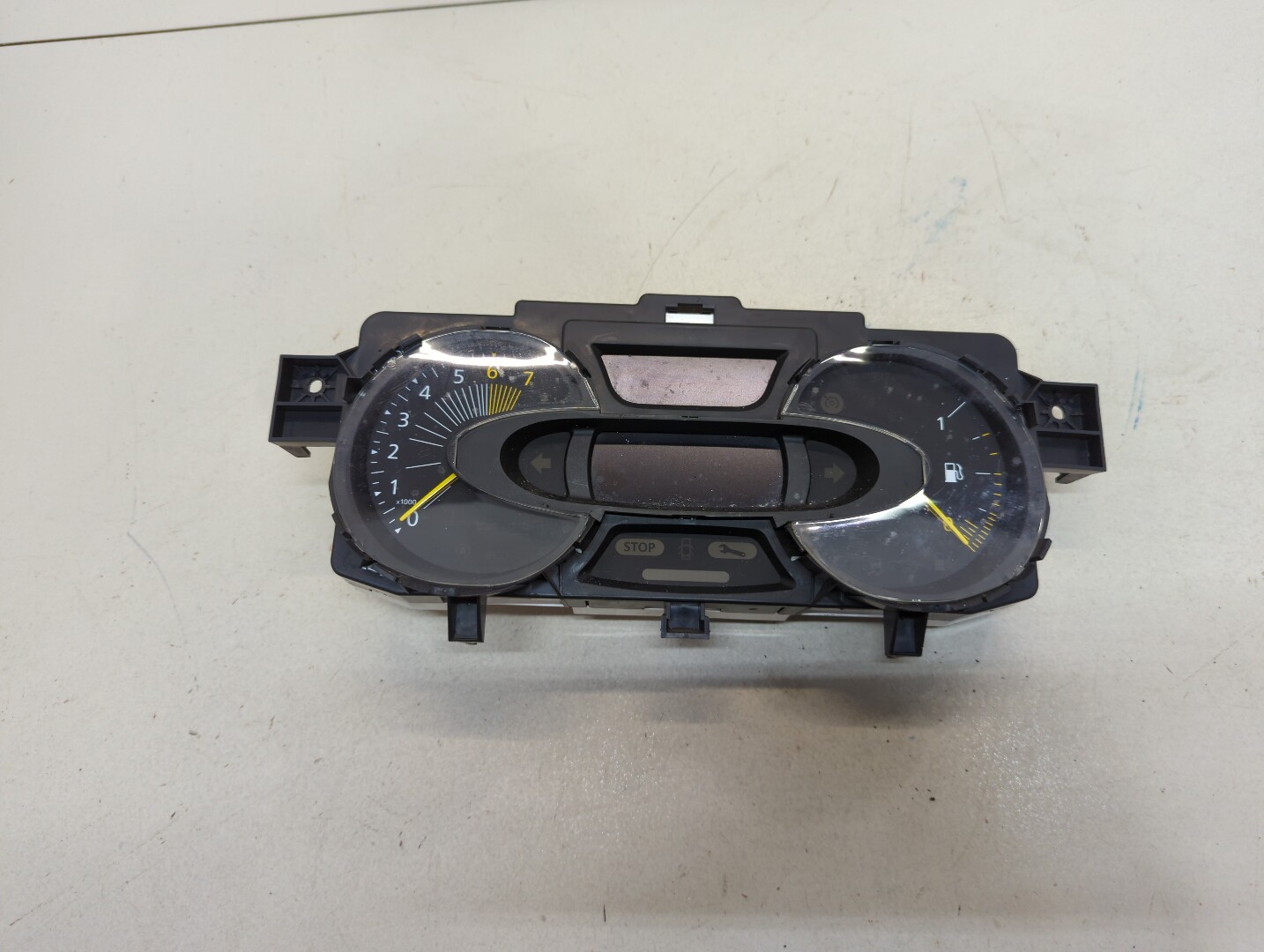 Панель приборов