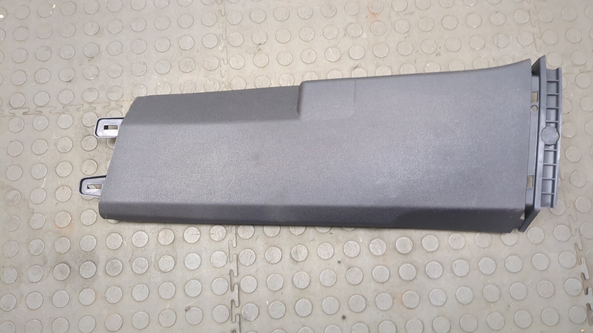 Обшивка стойки