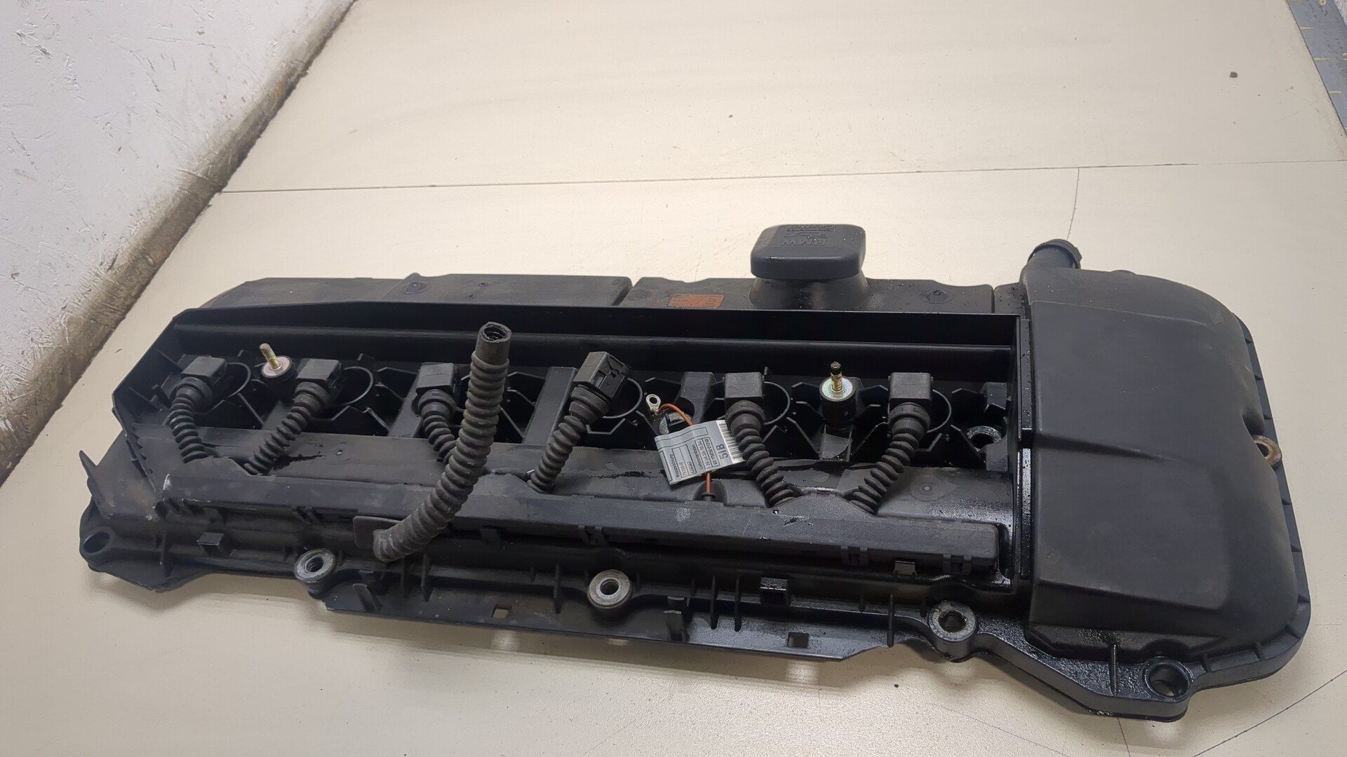 Крышка клапанная ГБЦ