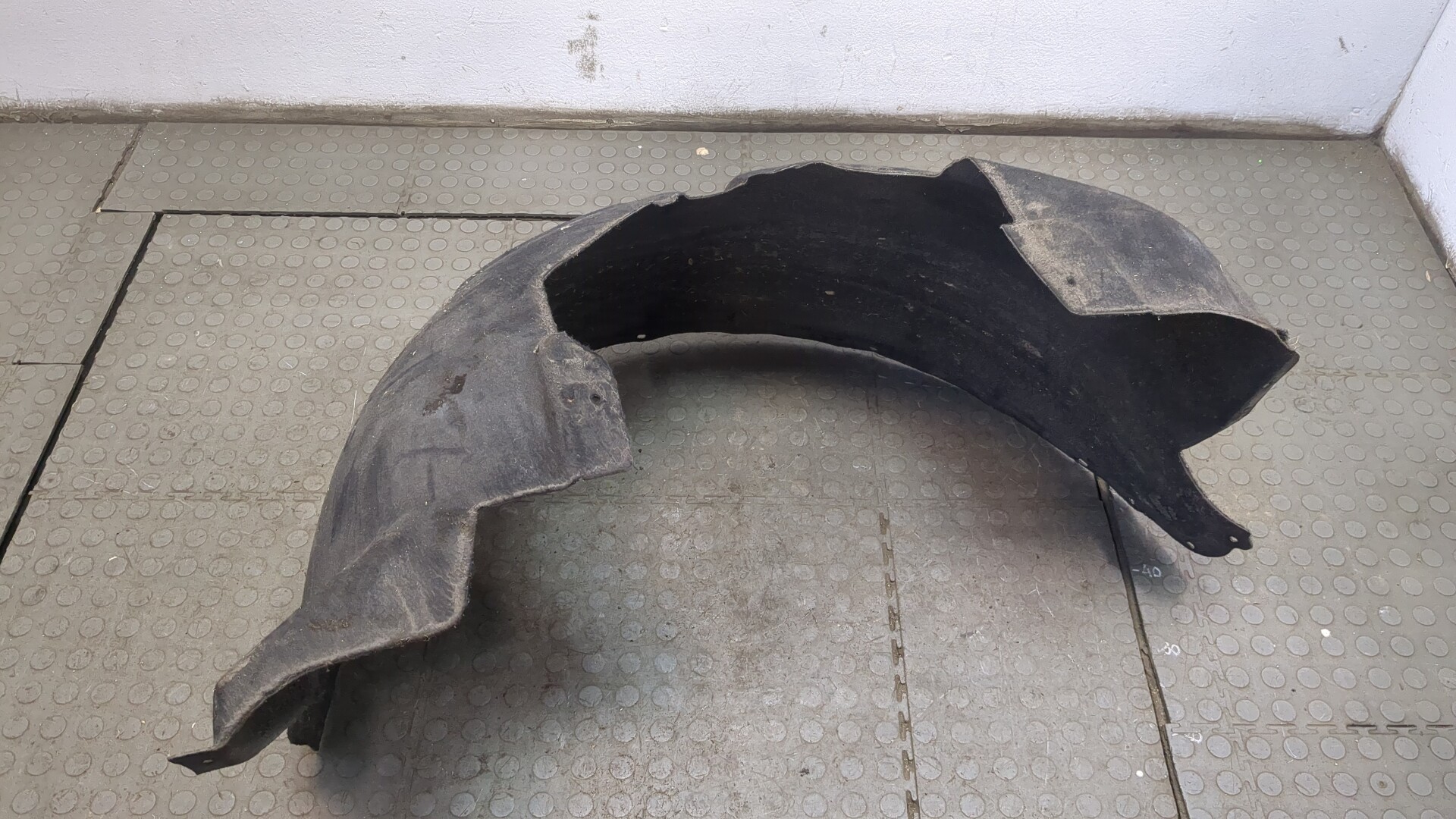 Локер передний правый