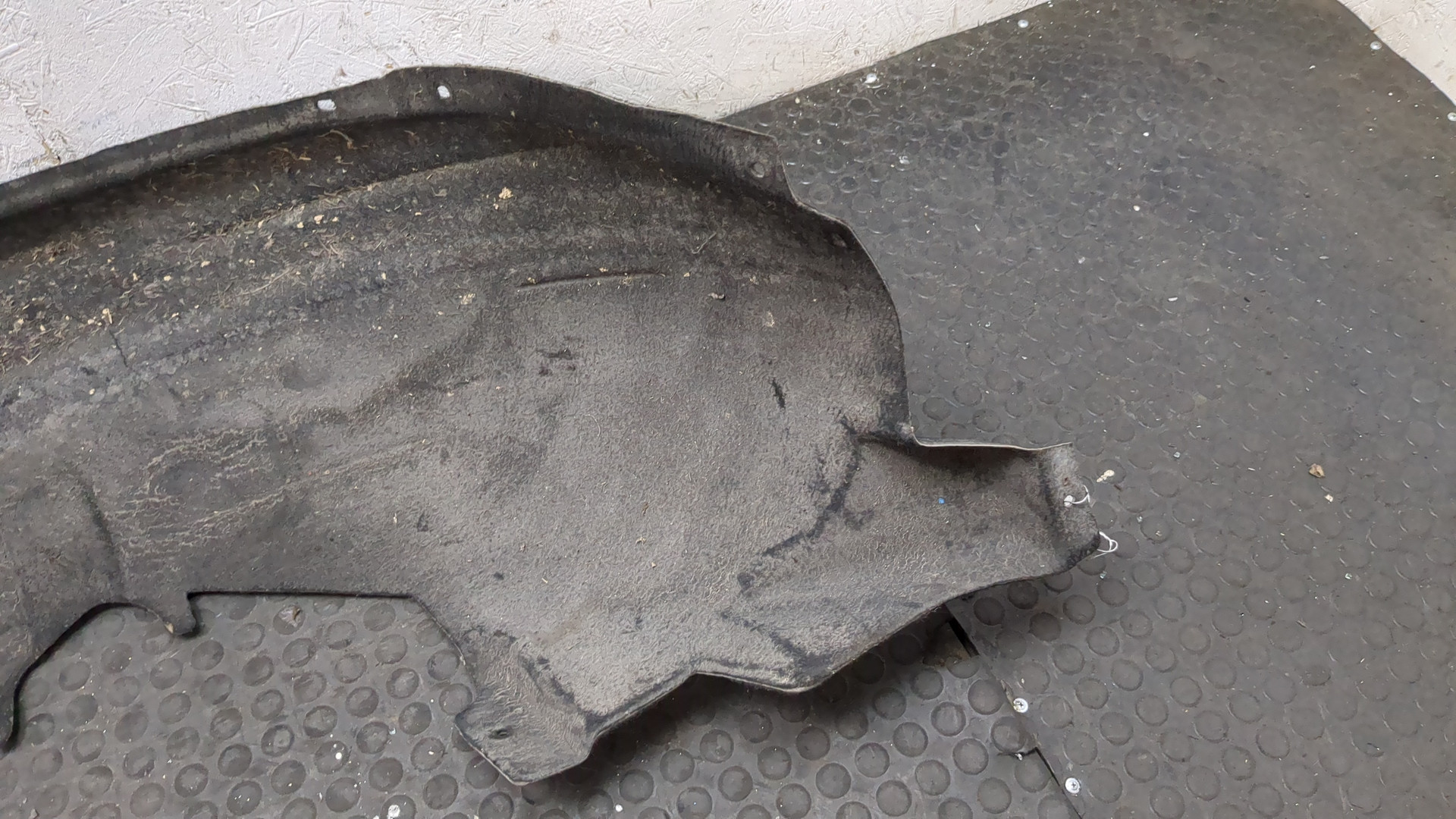 Локер передний правый