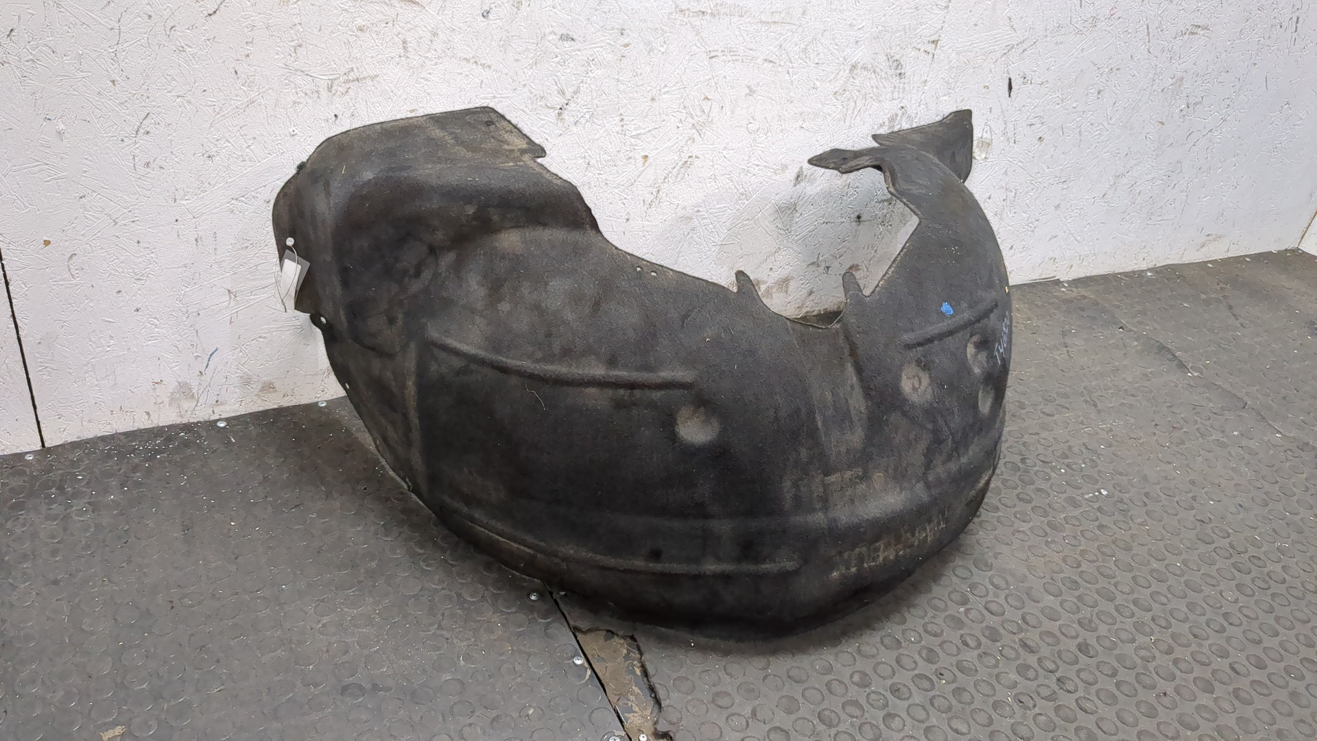 Локер передний правый