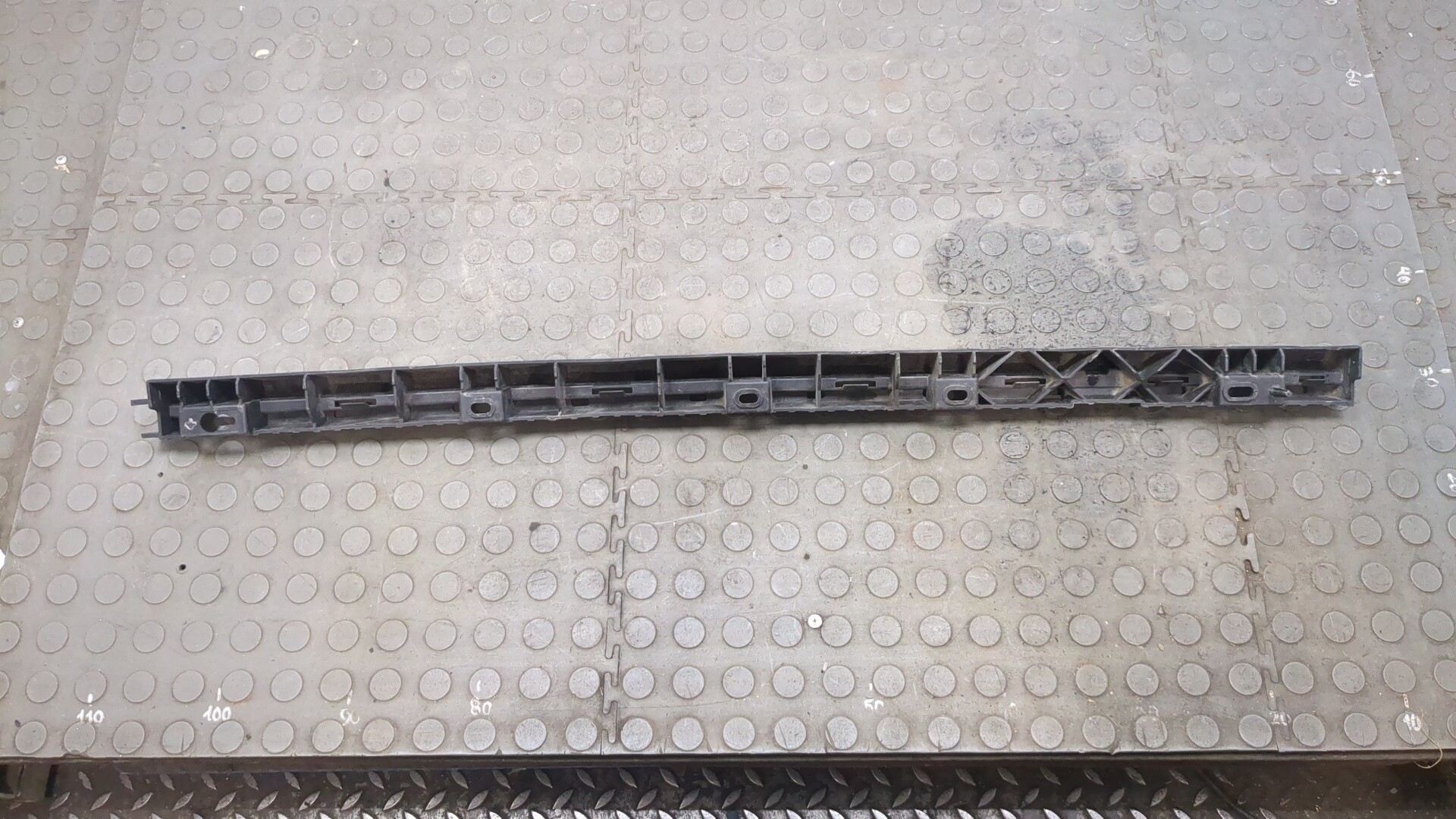 Накладка на подножку