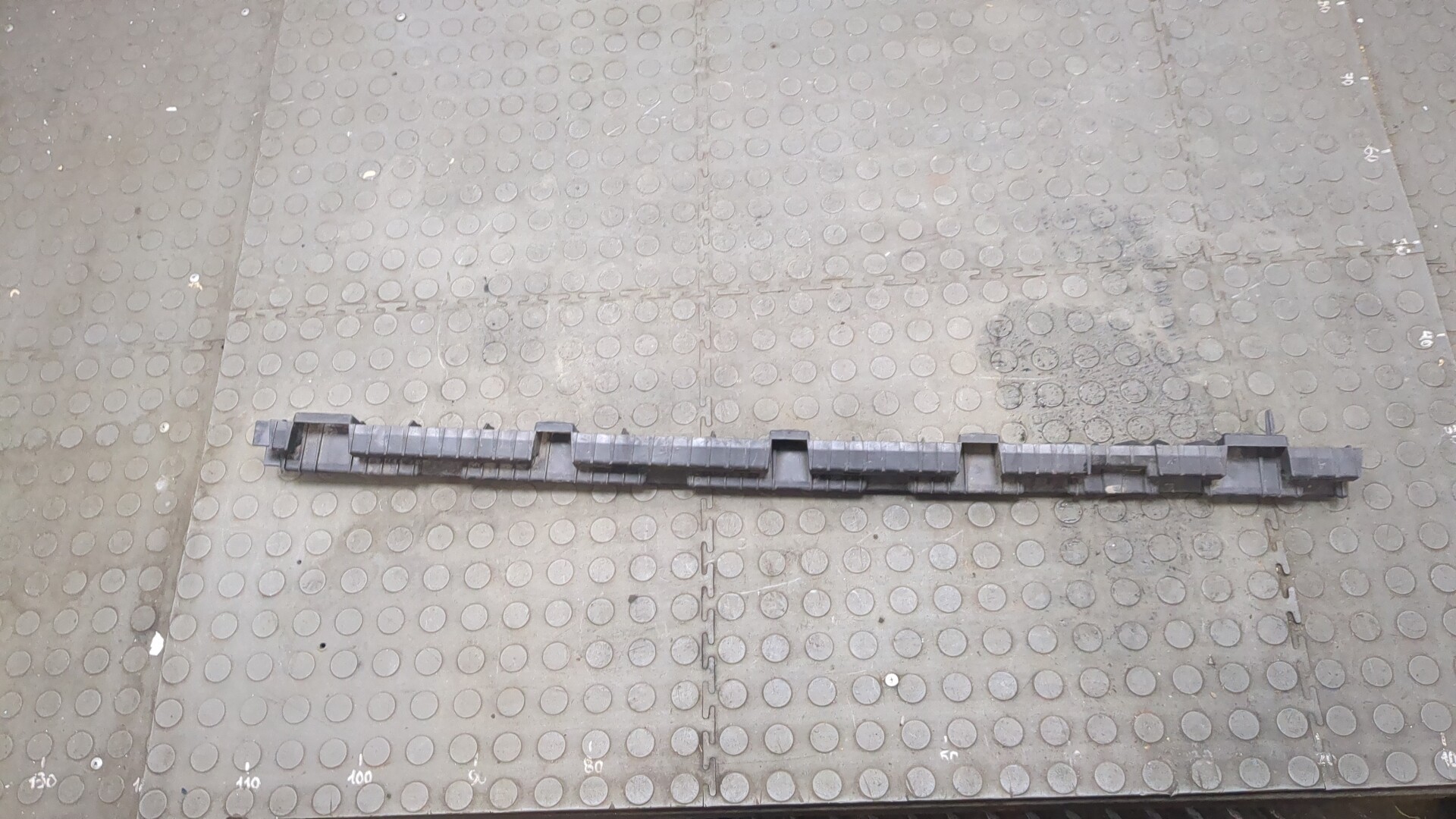 Накладка на подножку