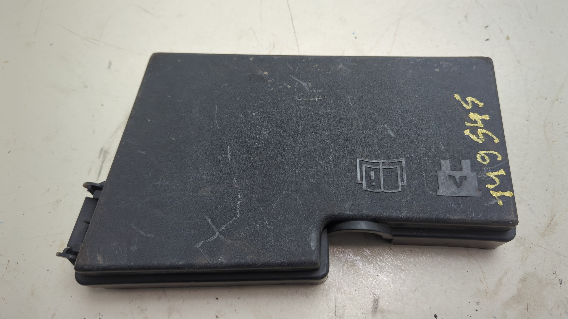 Корпус блока предохранителей