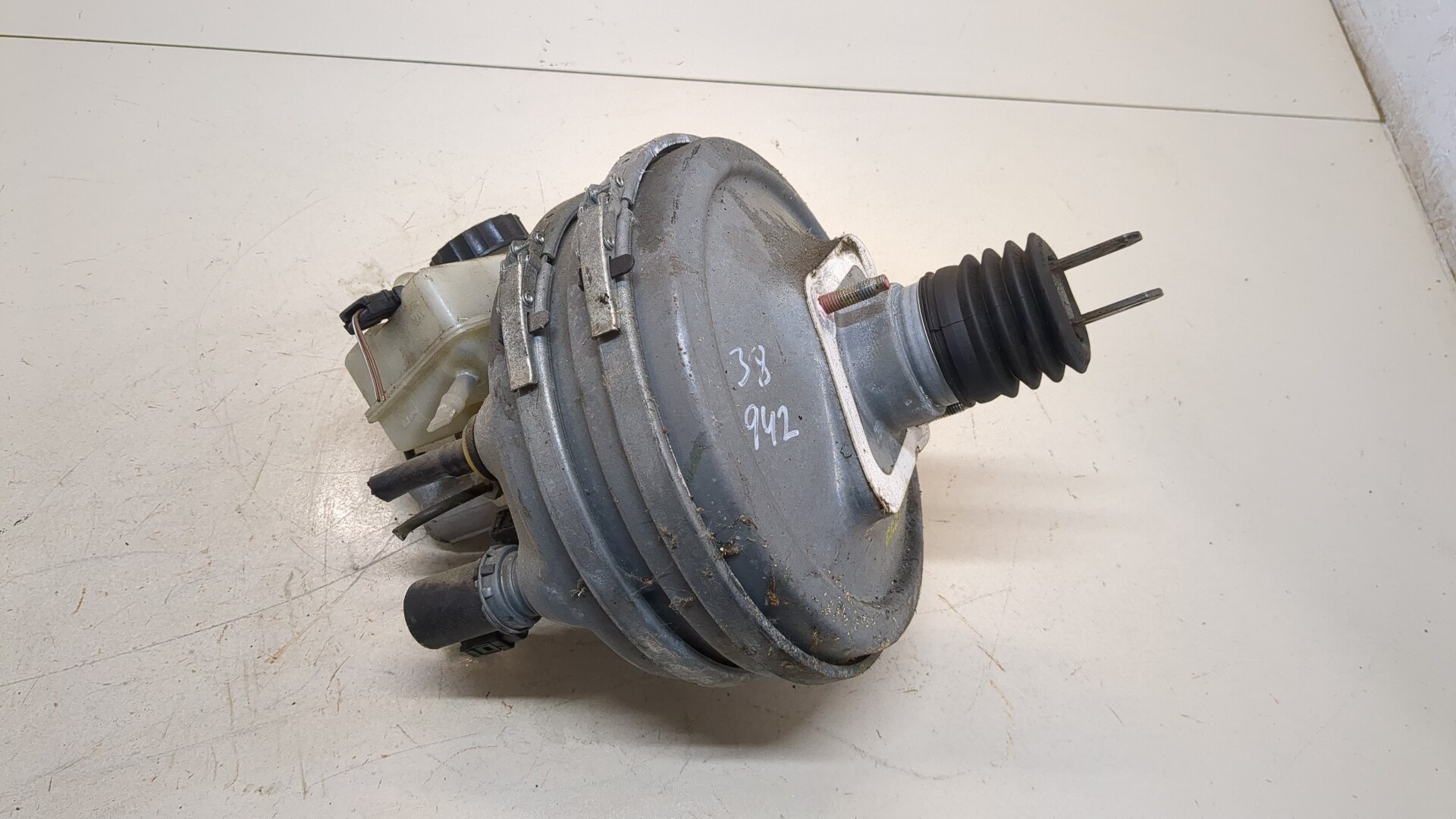 Цилиндр тормозной главный