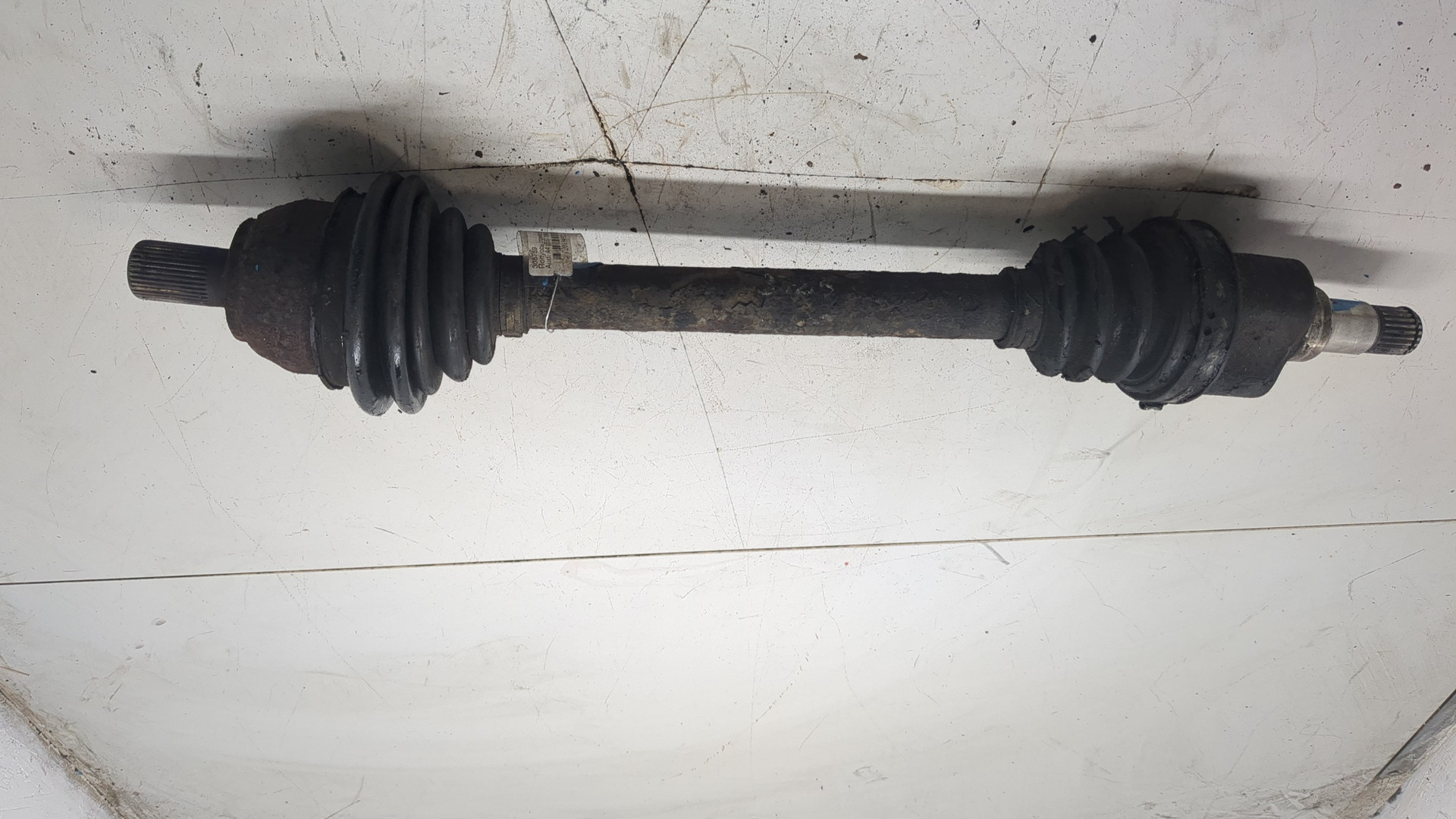 Полуось передняя левая