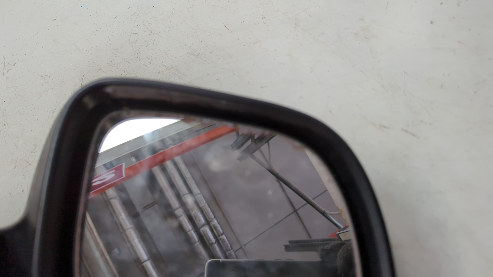 Зеркало правое электрическое