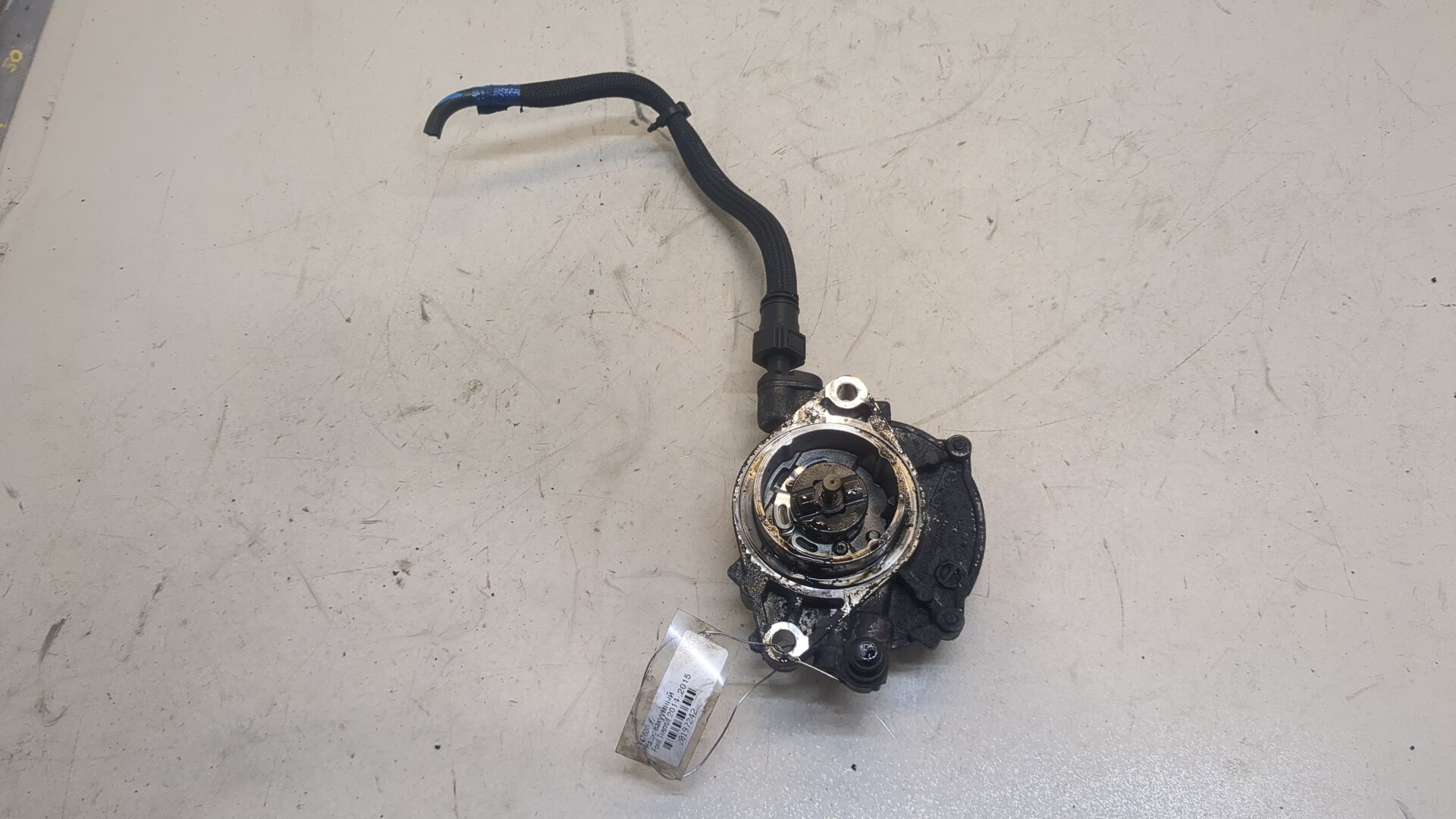 Насос вакуумный