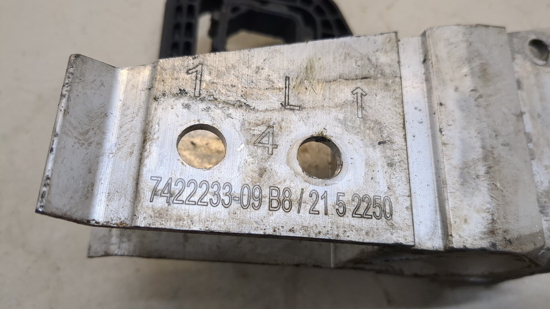 Кронштейн радиатора