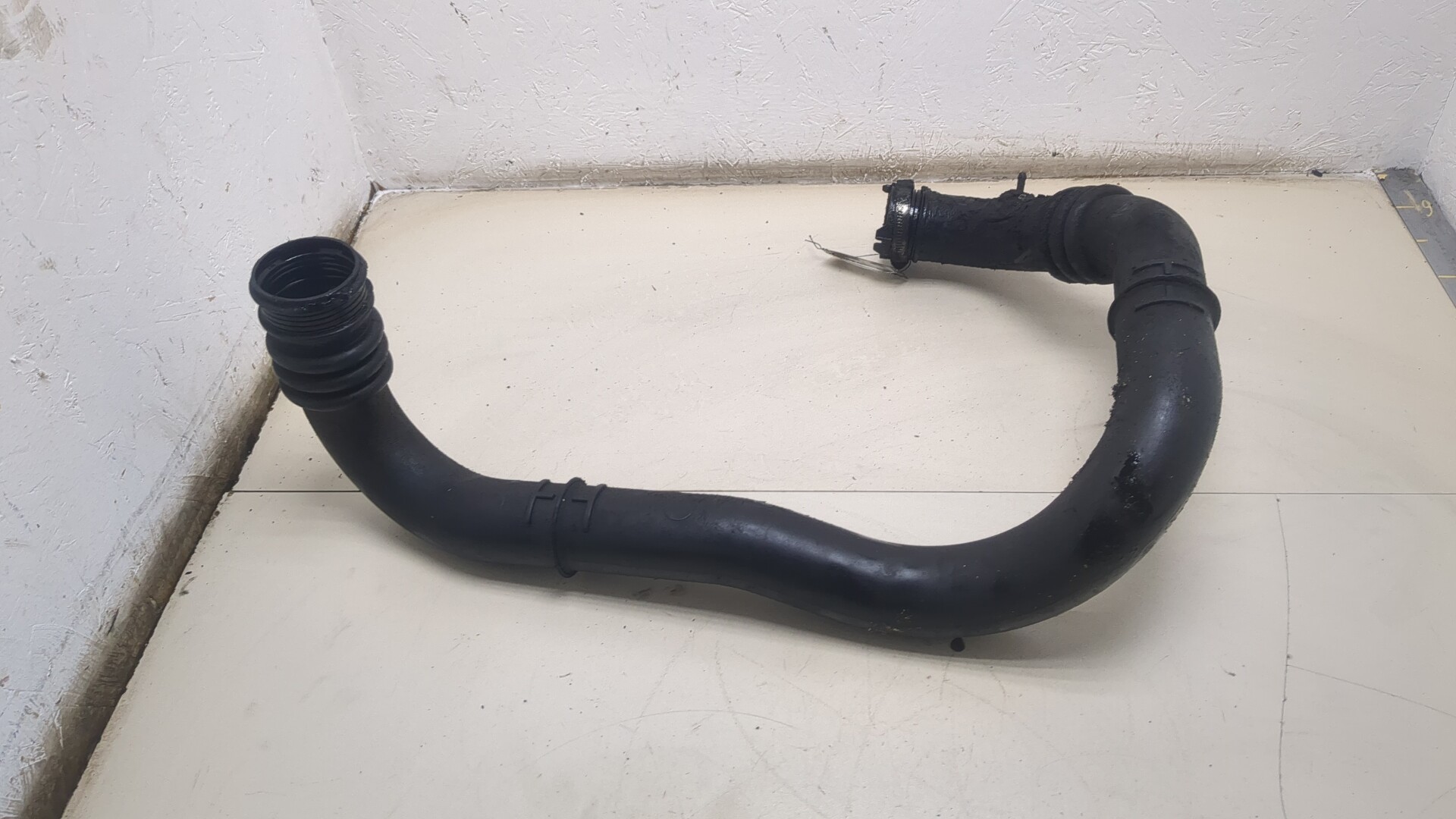 Патрубок интеркулера