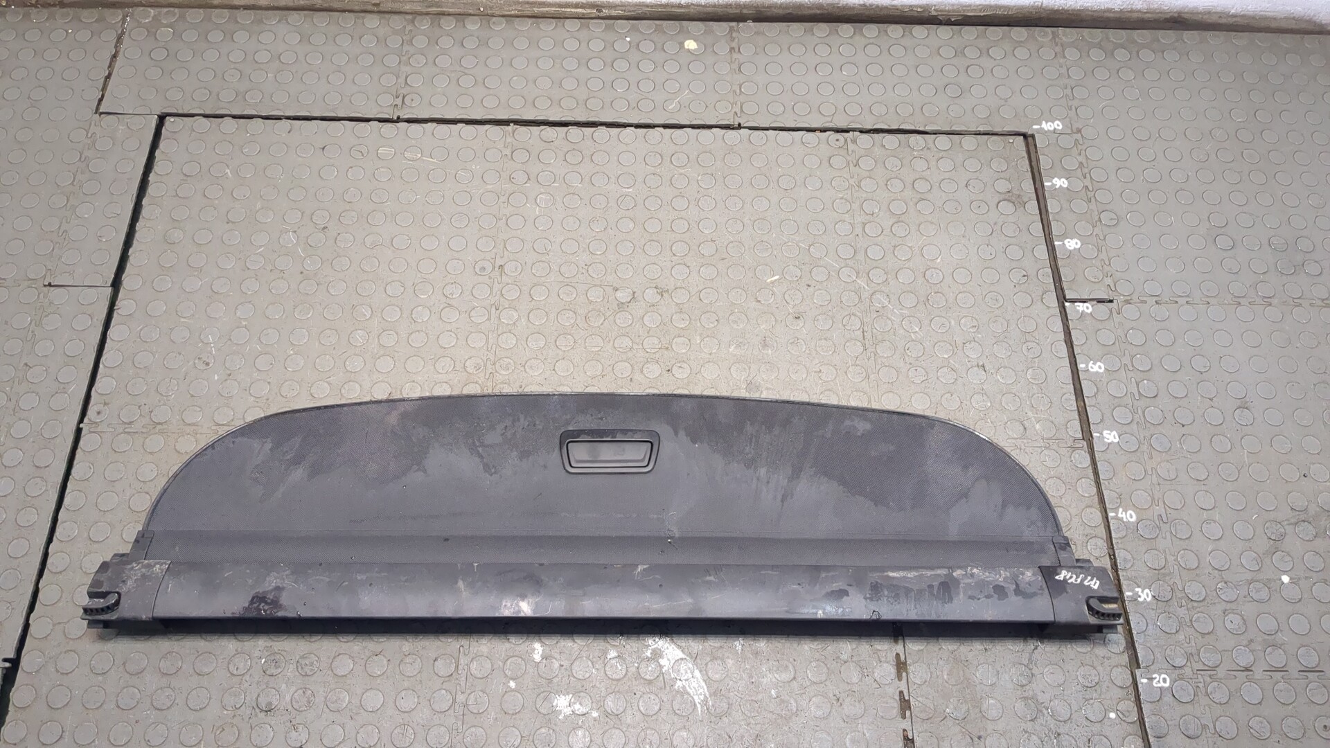 Шторка багажника