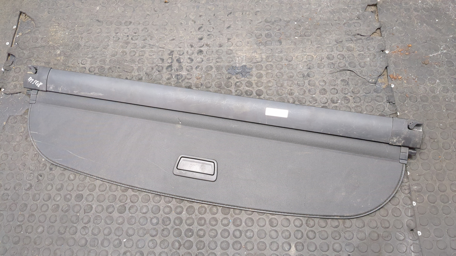 Шторка багажника