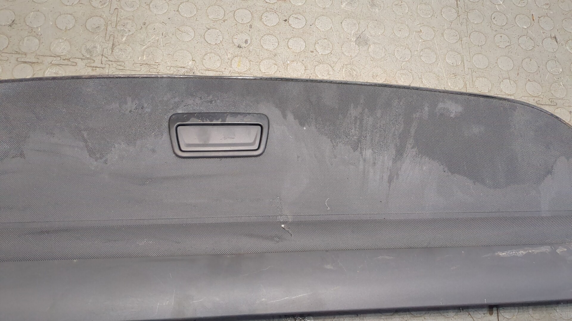 Шторка багажника