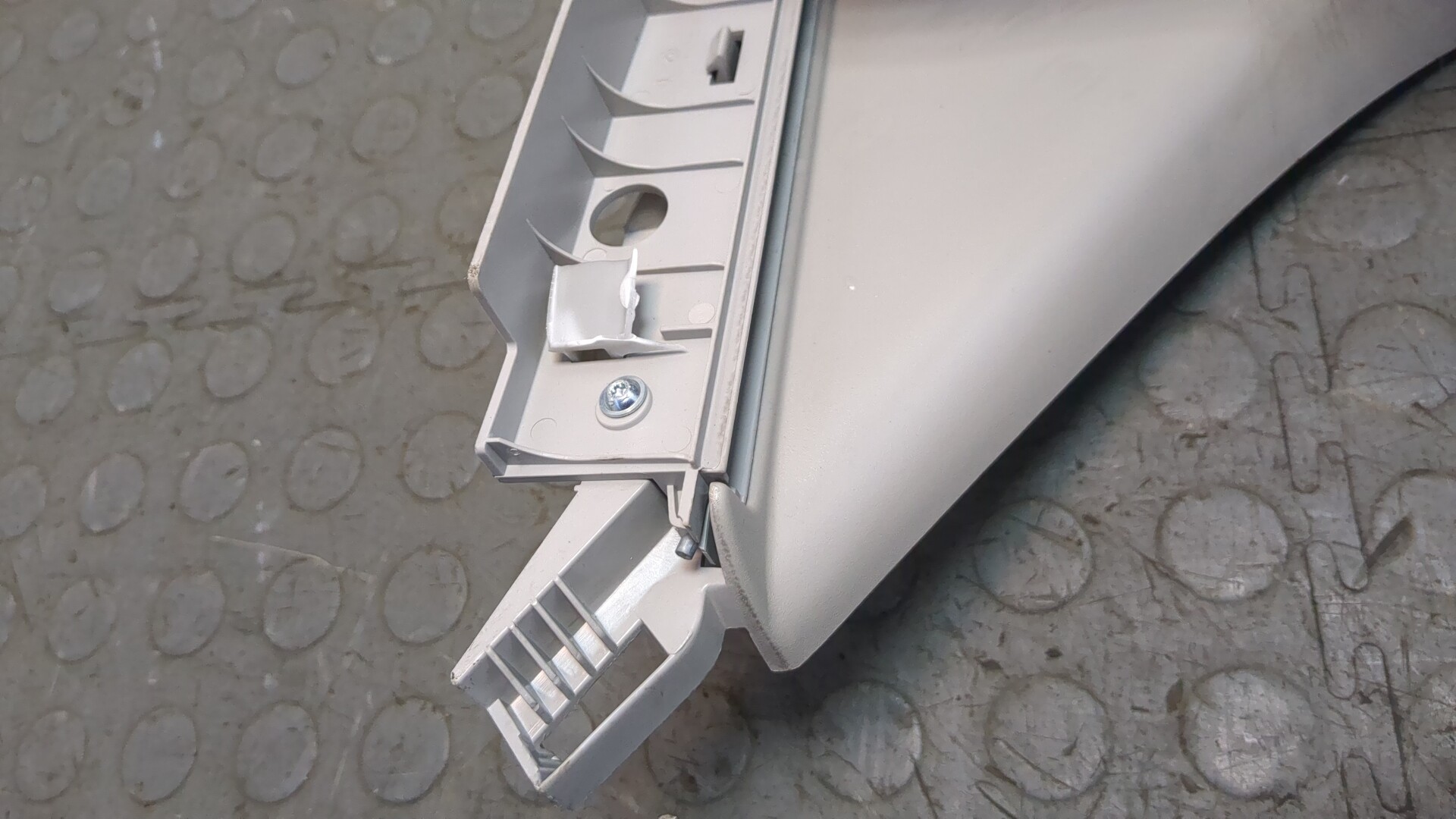 Козырек солнцезащитный