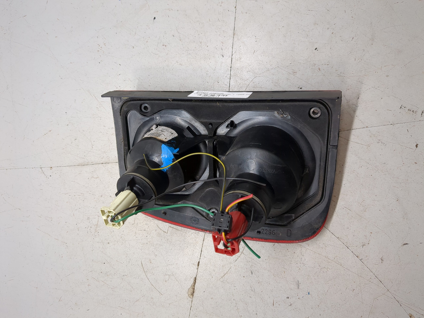 Фонарь задний правый