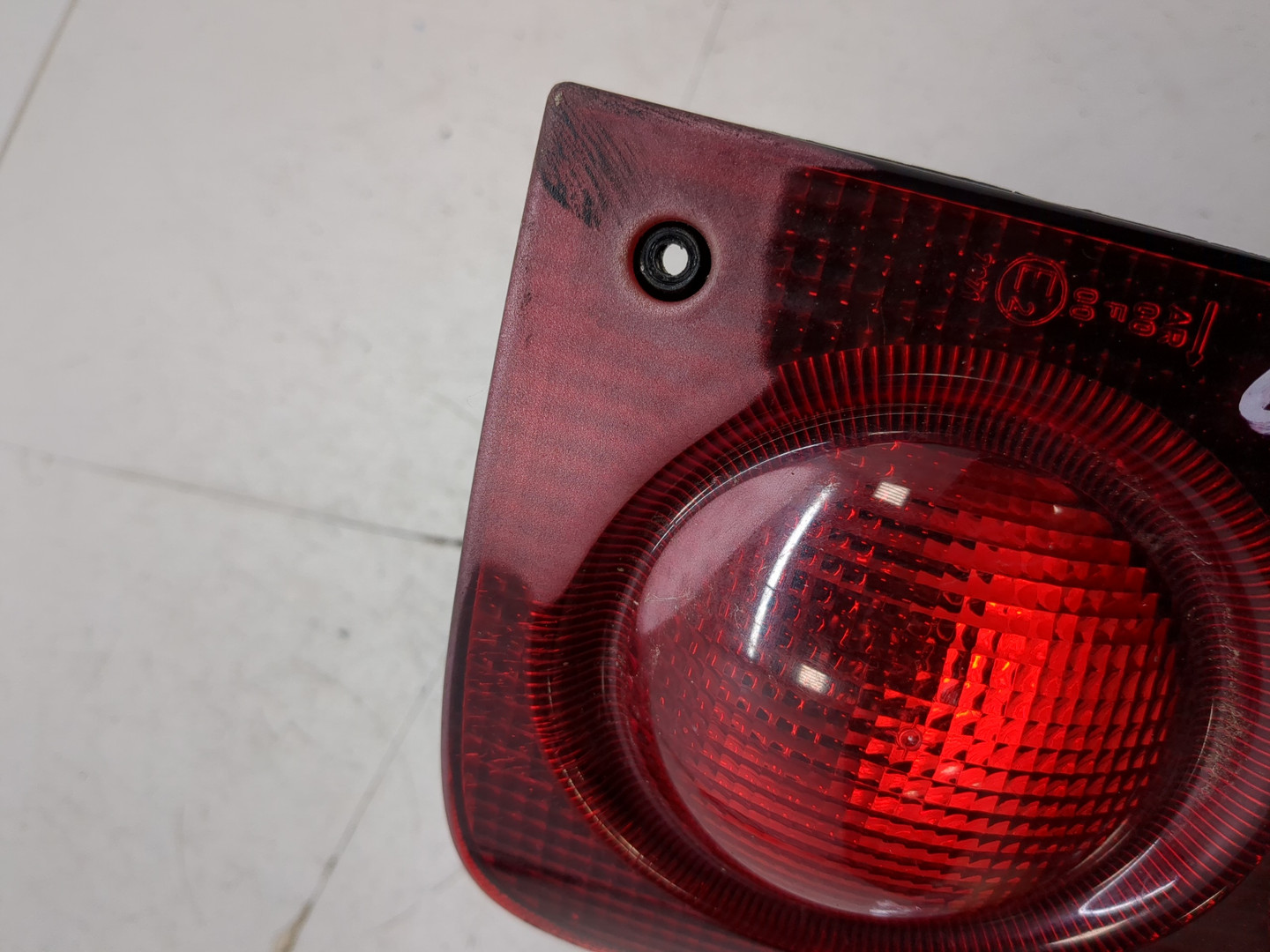 Фонарь задний правый