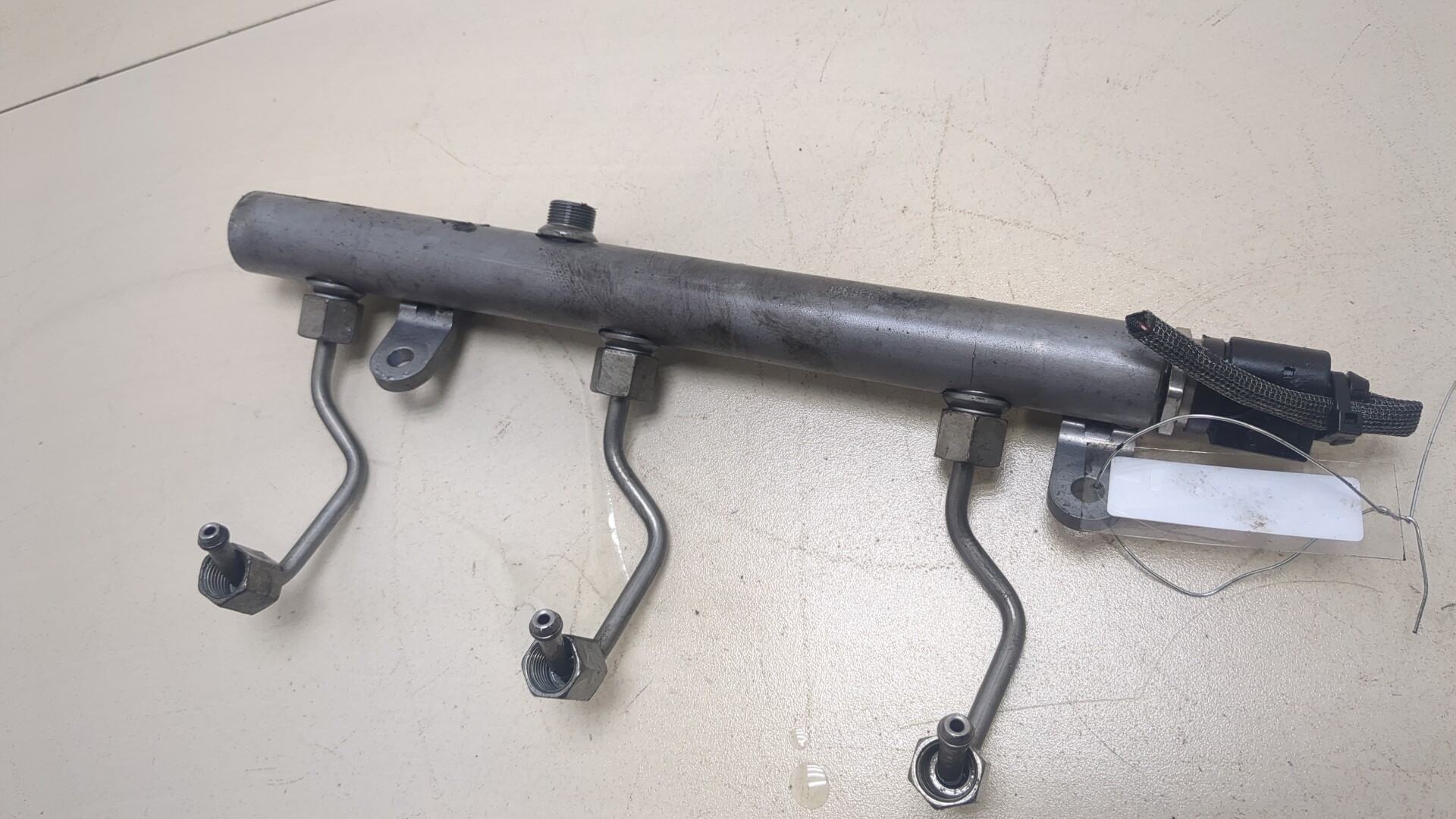 Рейка топливная (рампа)