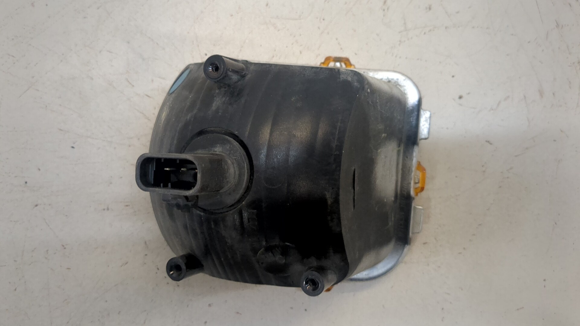 Повторитель на крыло правый