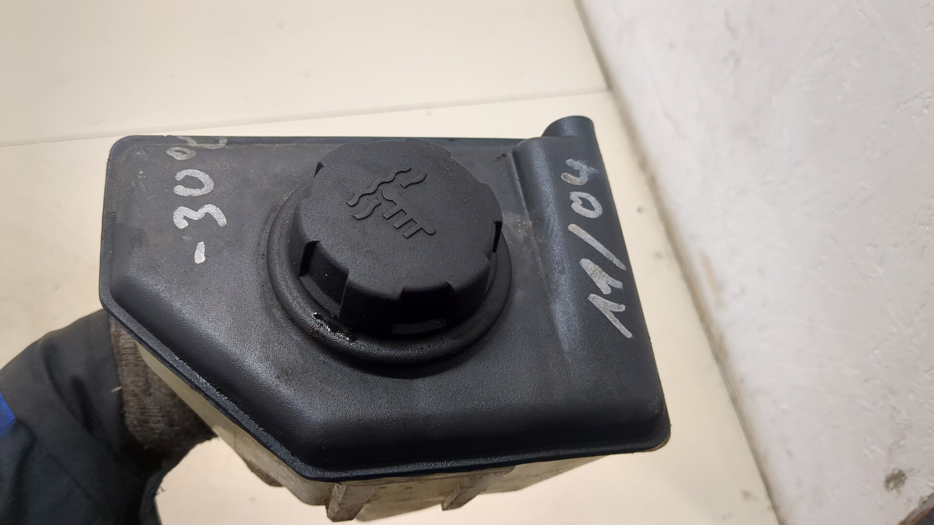 Бачок расширительный