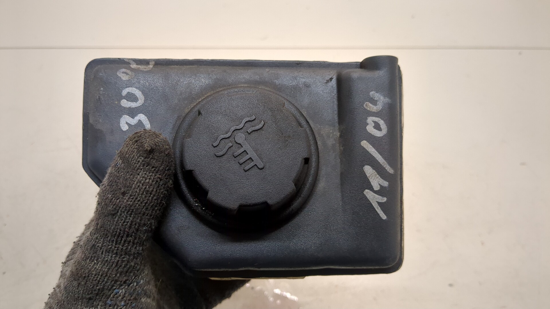 Бачок расширительный