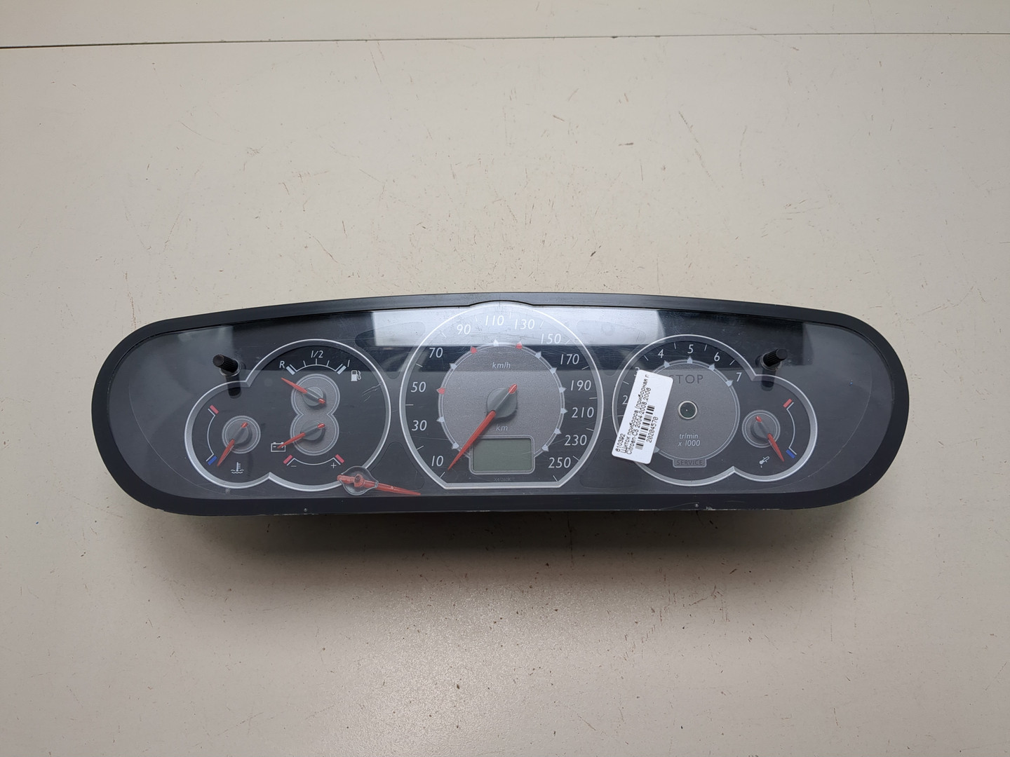 Панель приборов