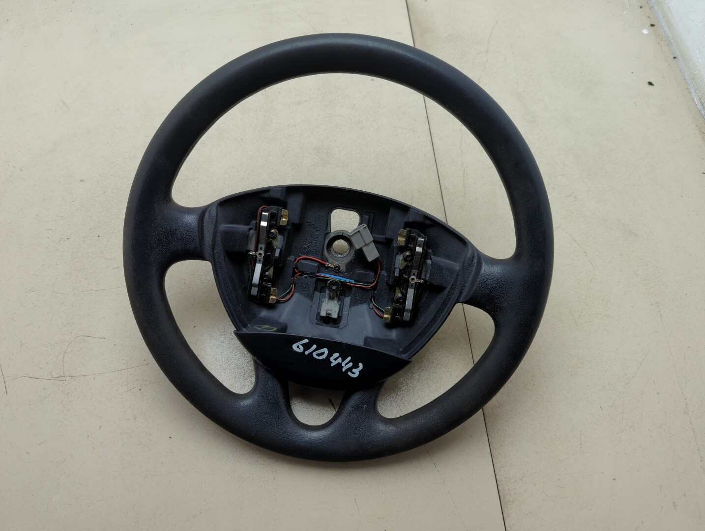 Рулевое колесо (руль)