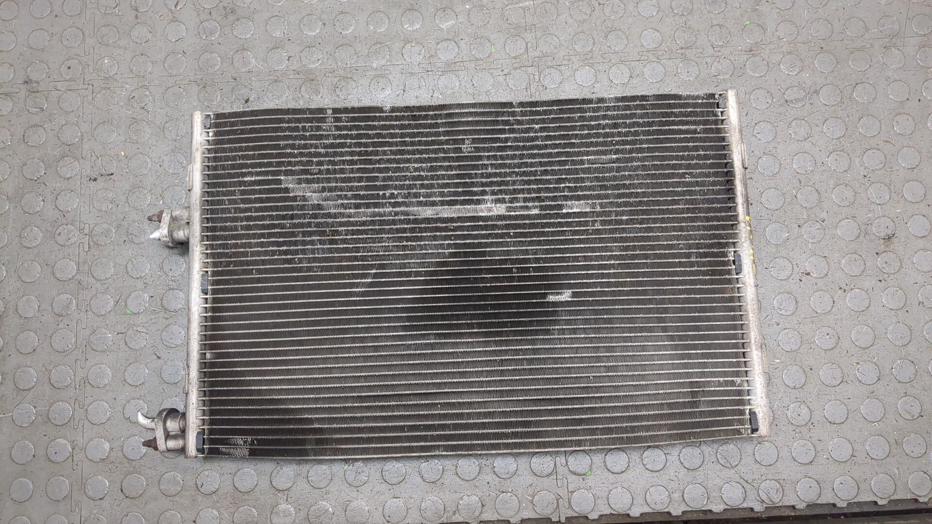 Радиатор кондиционера / конденсер