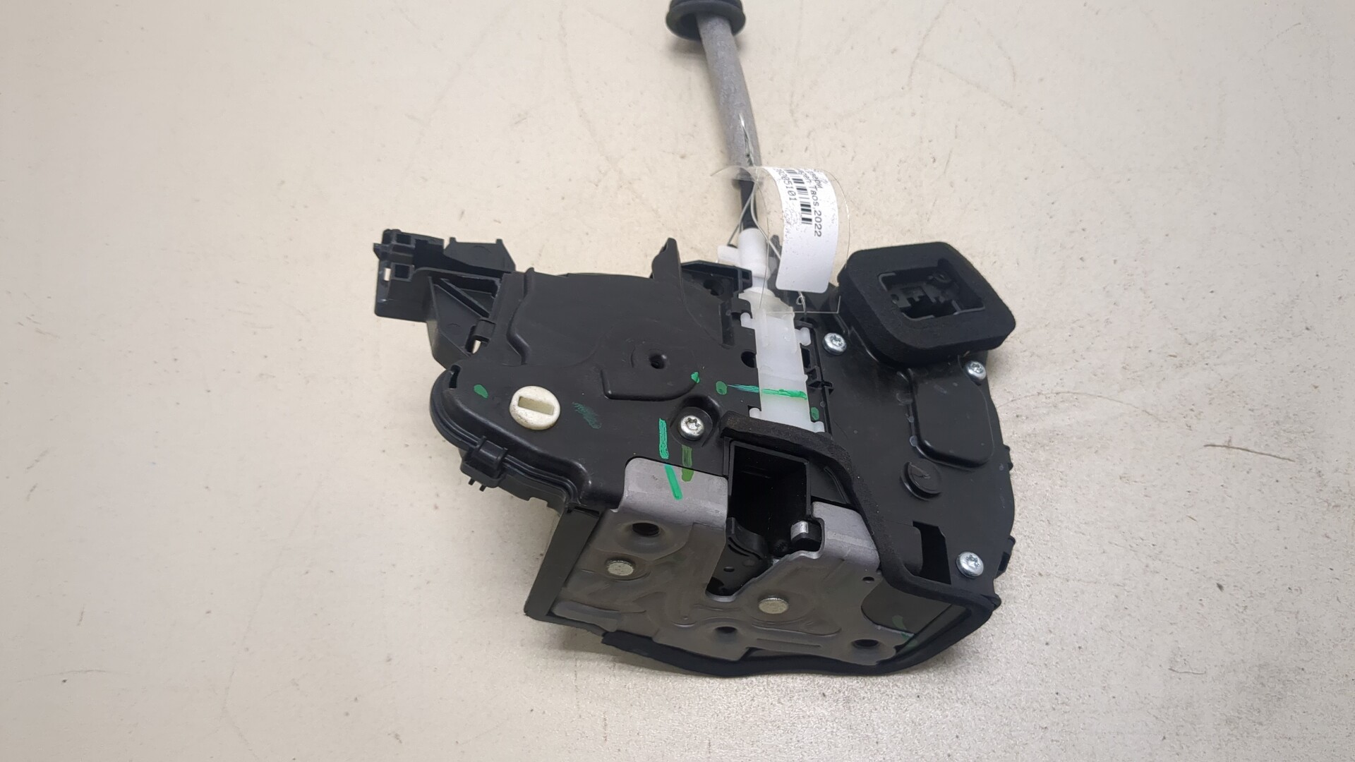 Замок двери задней правой