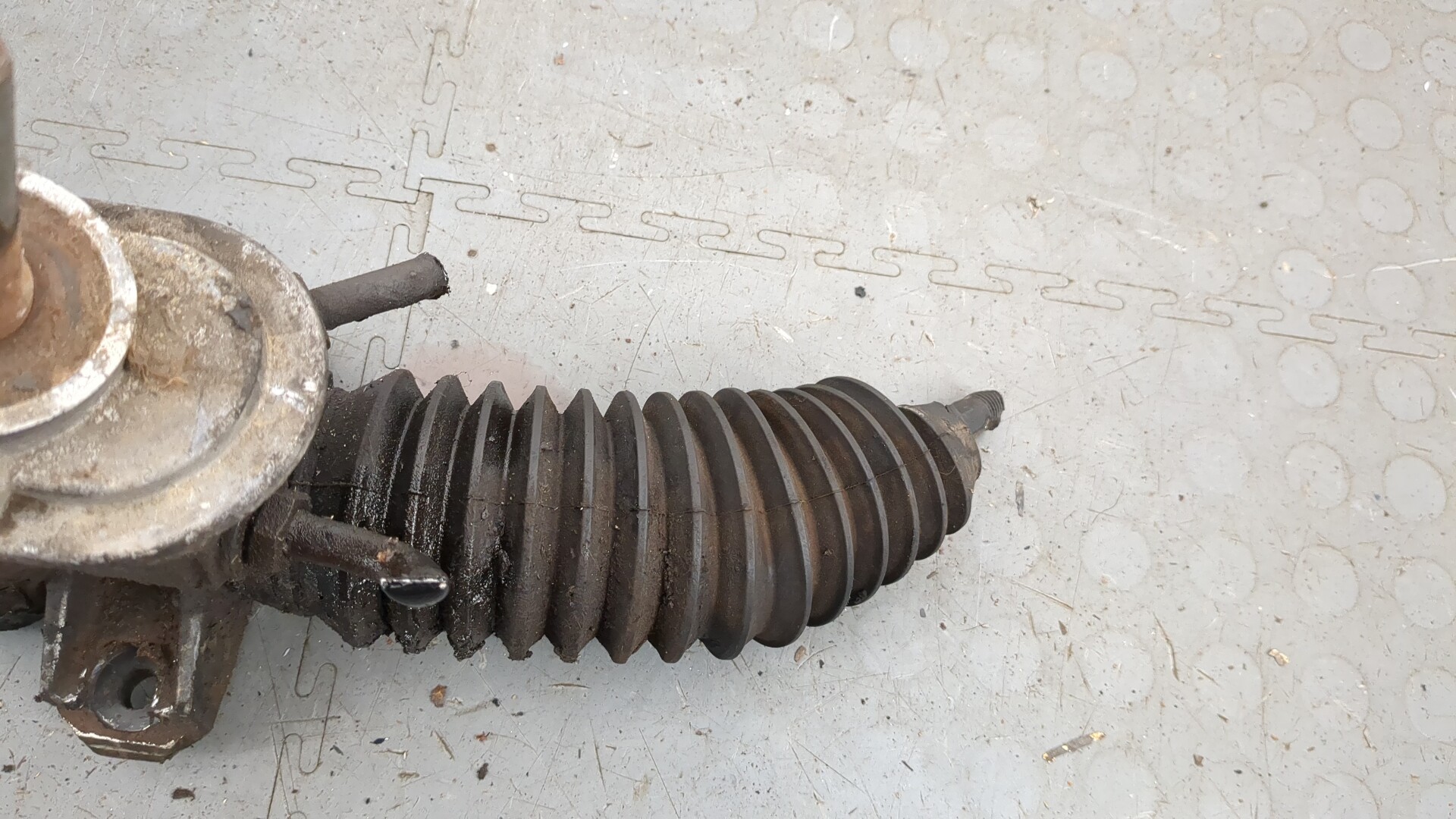 Рейка рулевая