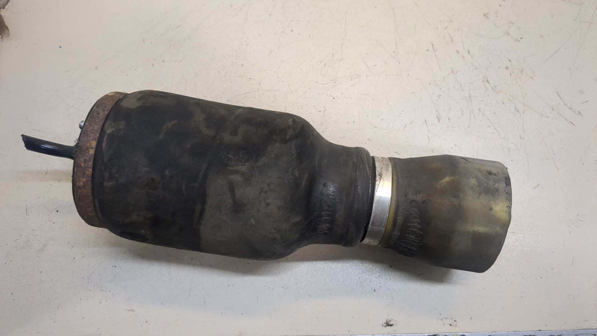 Воздушная подушка (опора пневматическая)