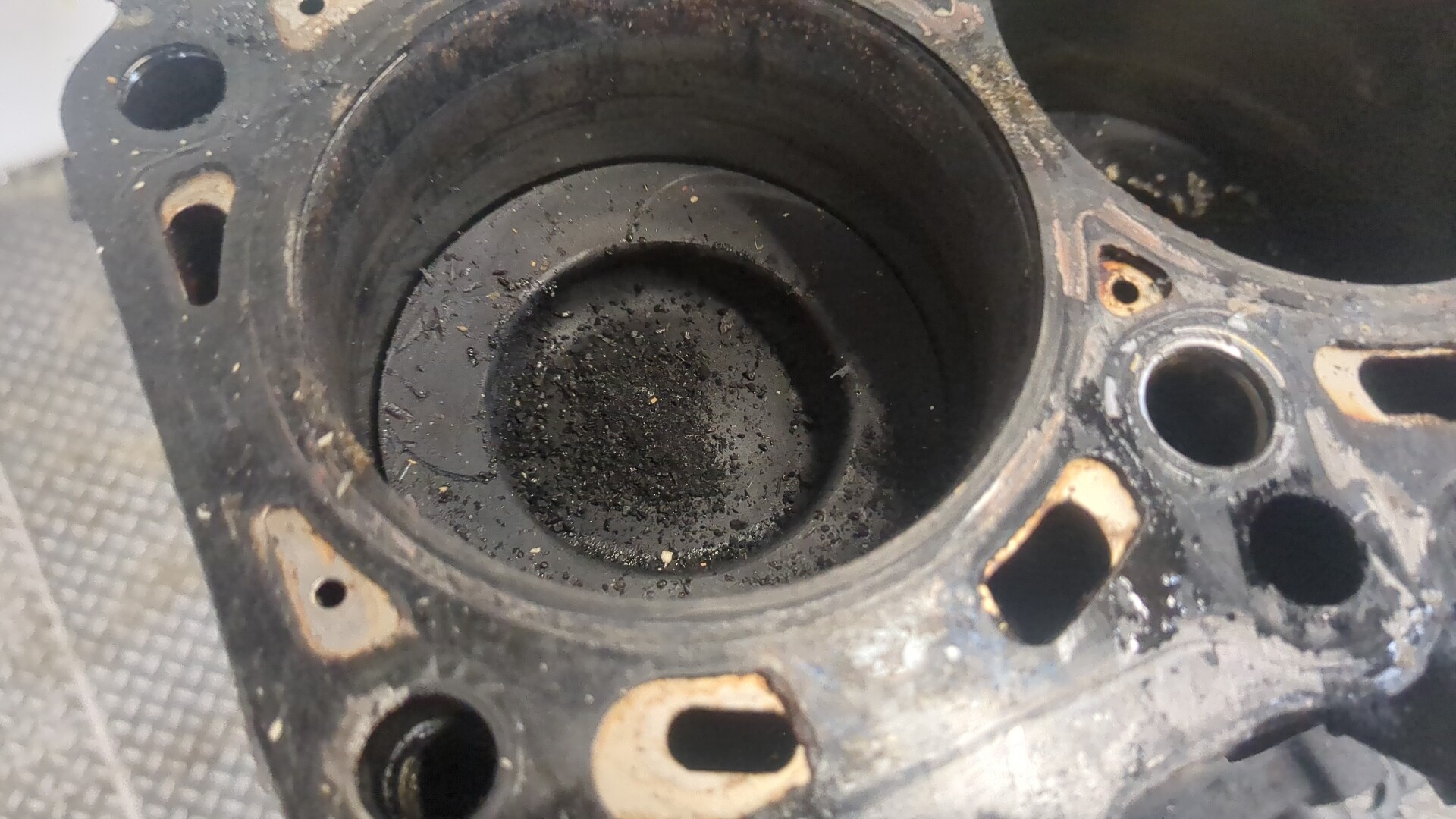 Блок двигателя