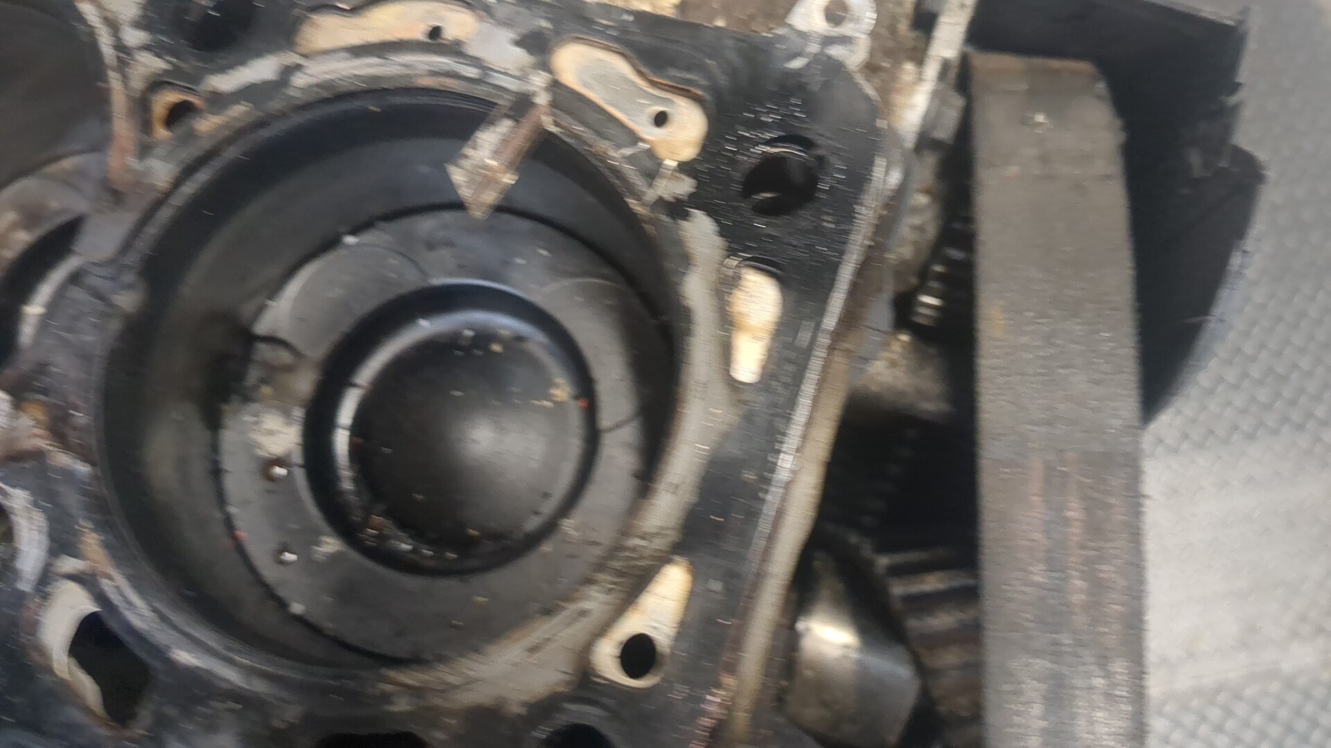 Блок двигателя